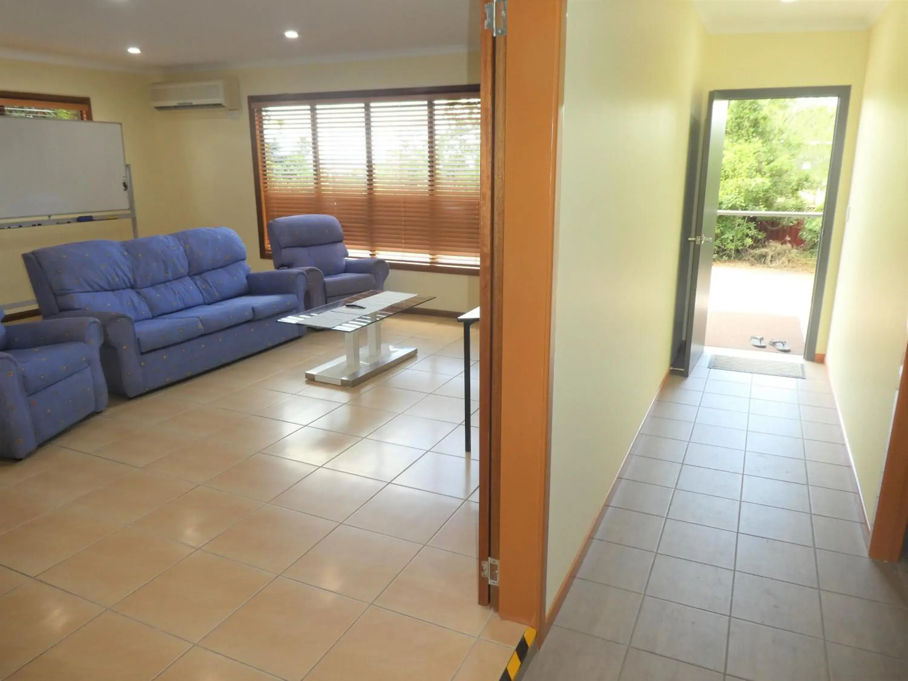 Living room, Seating Area in The Summit Rainforest Retreat