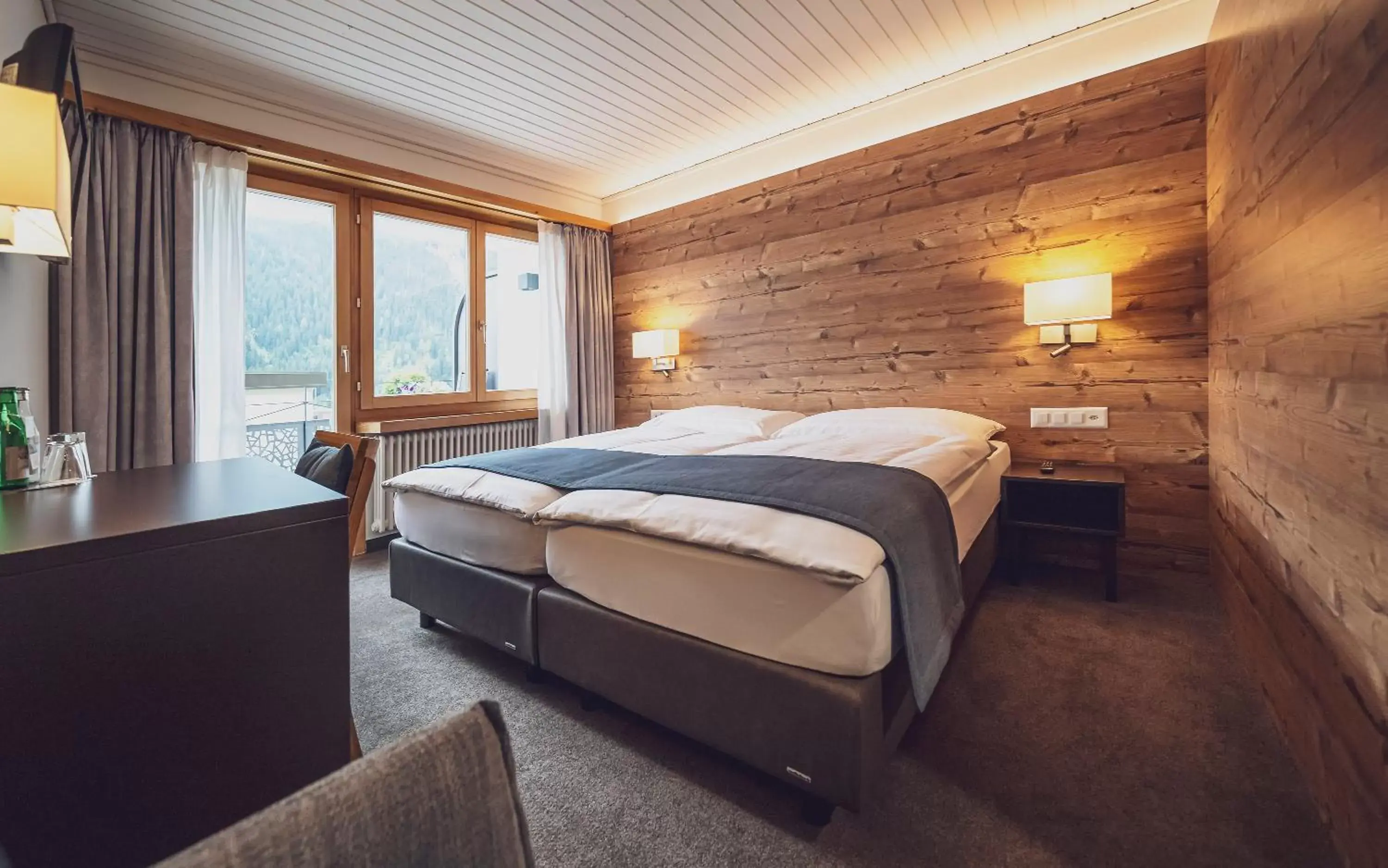 Bed in Hotel Strela