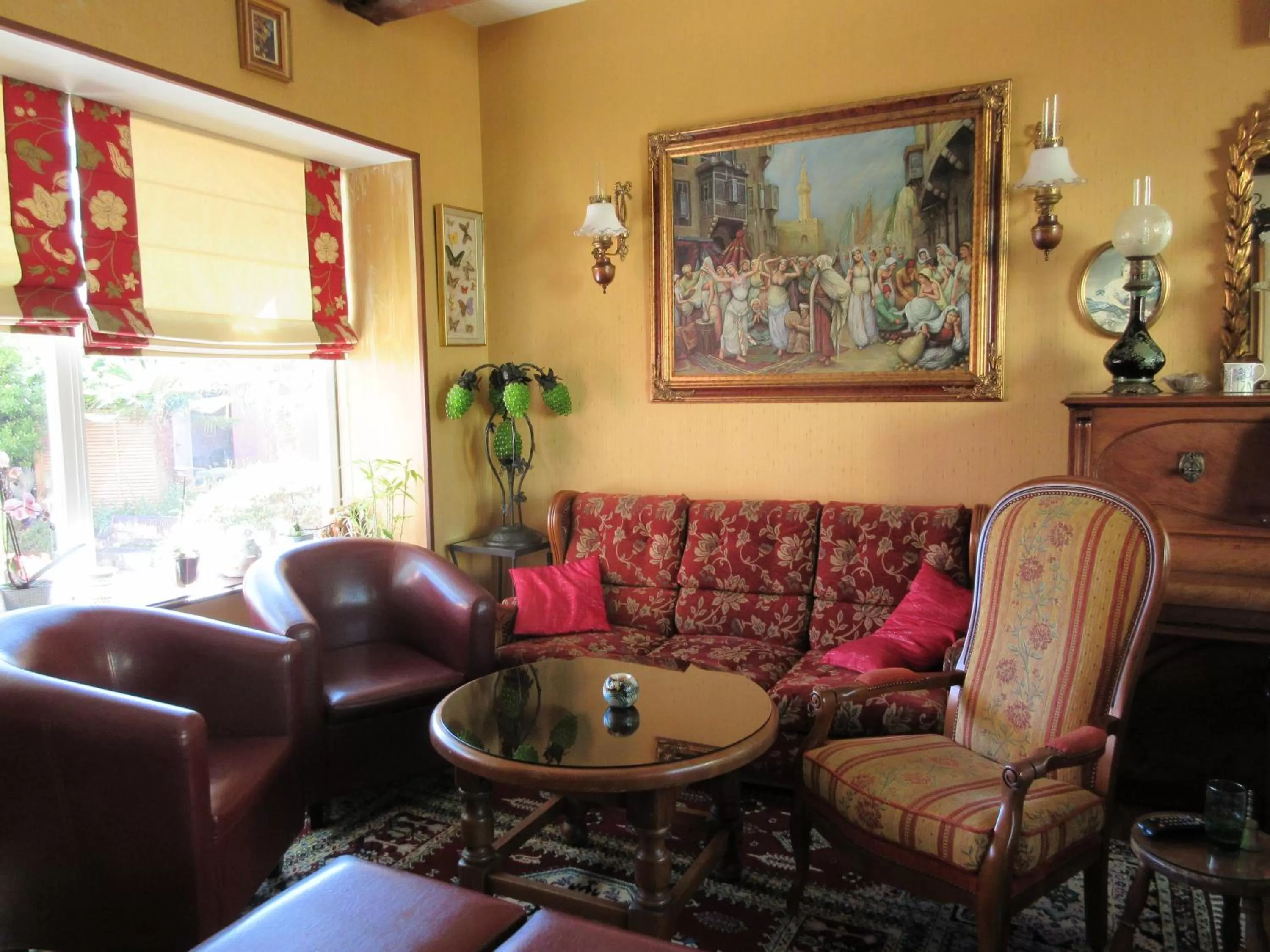 Seating Area in Le Trianon