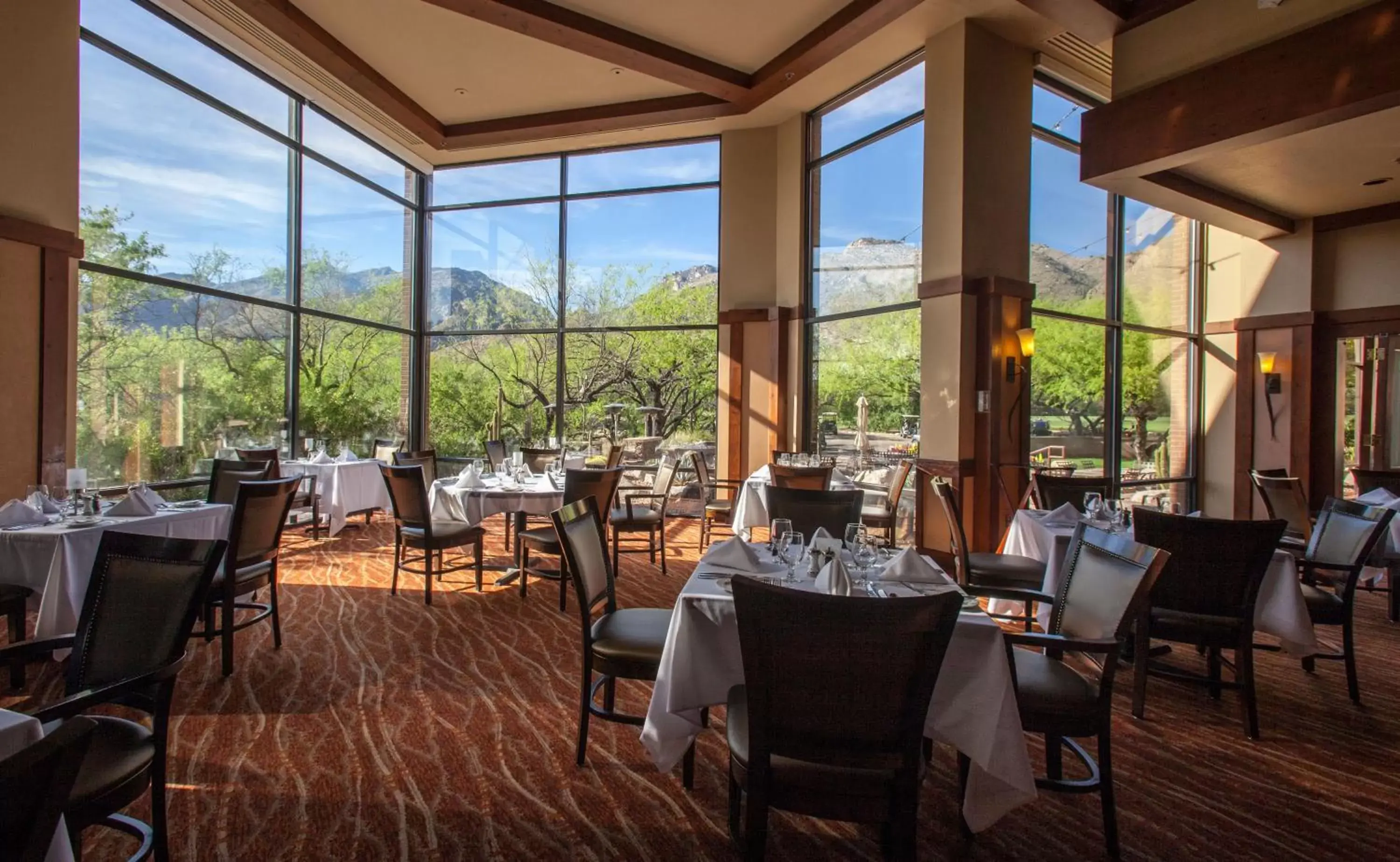 Restaurant/Places to Eat in The Lodge at Ventana Canyon