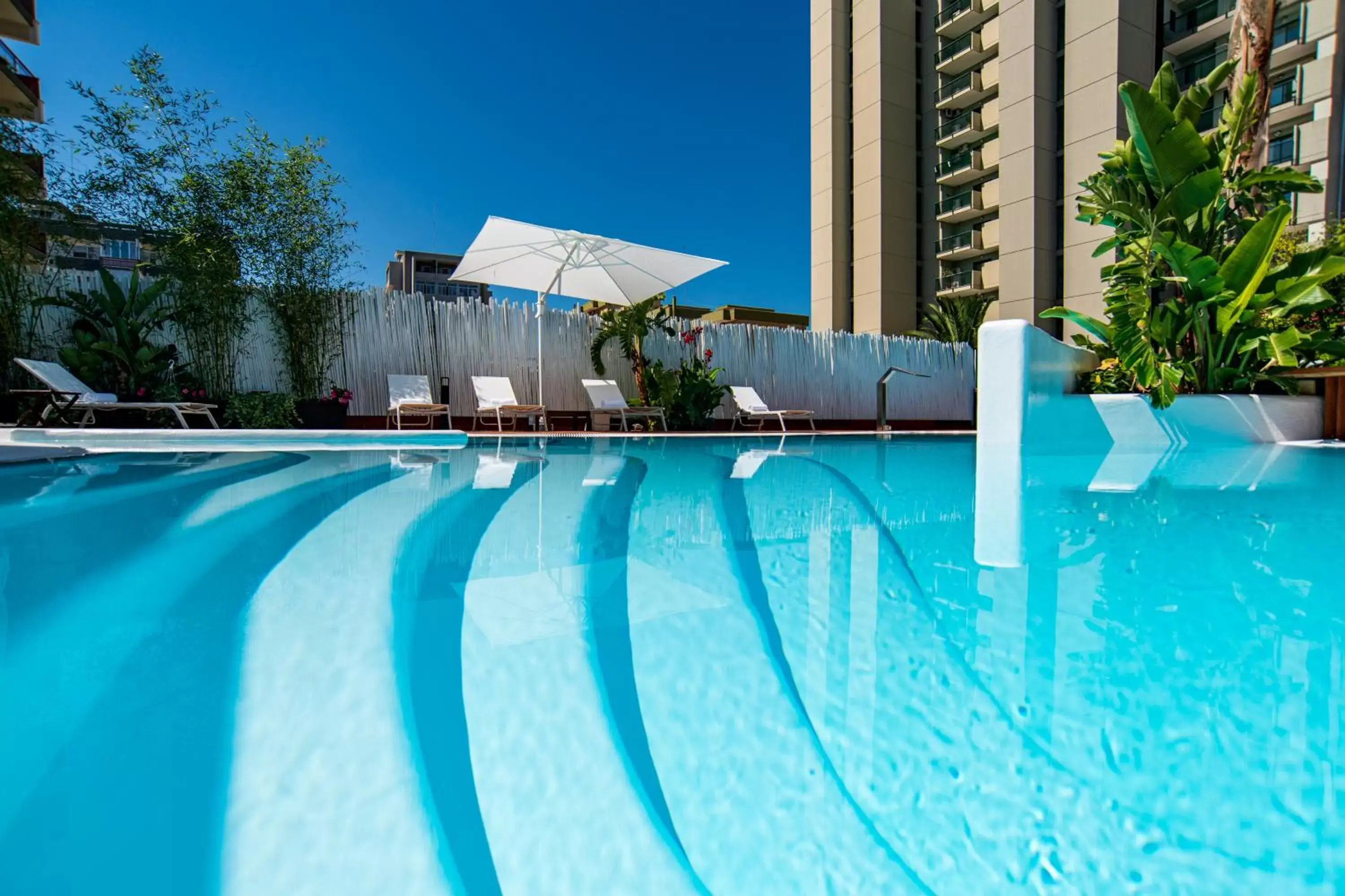 Swimming Pool in Hi Hotel Bari