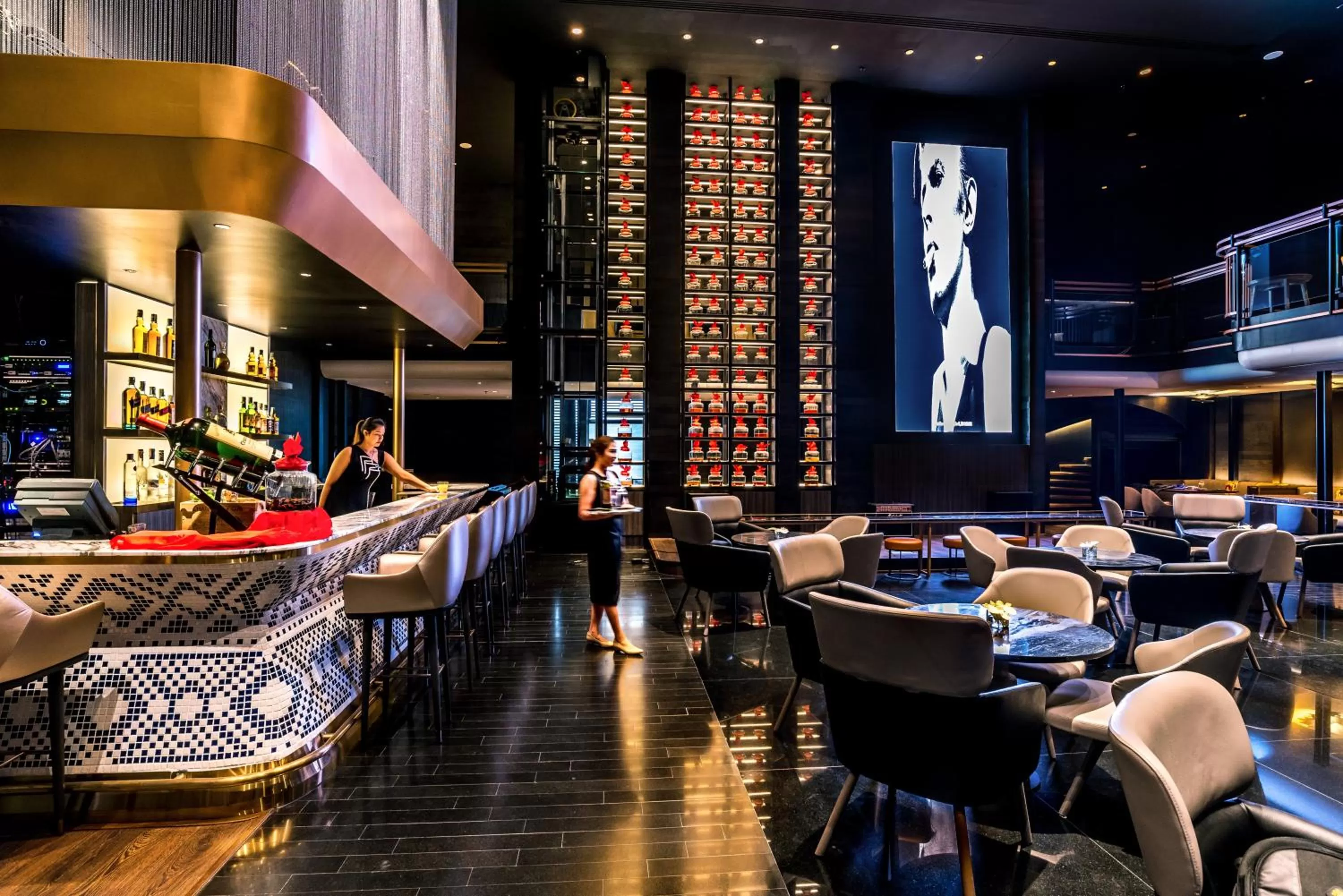 Lounge or bar in Pullman Bangkok King Power