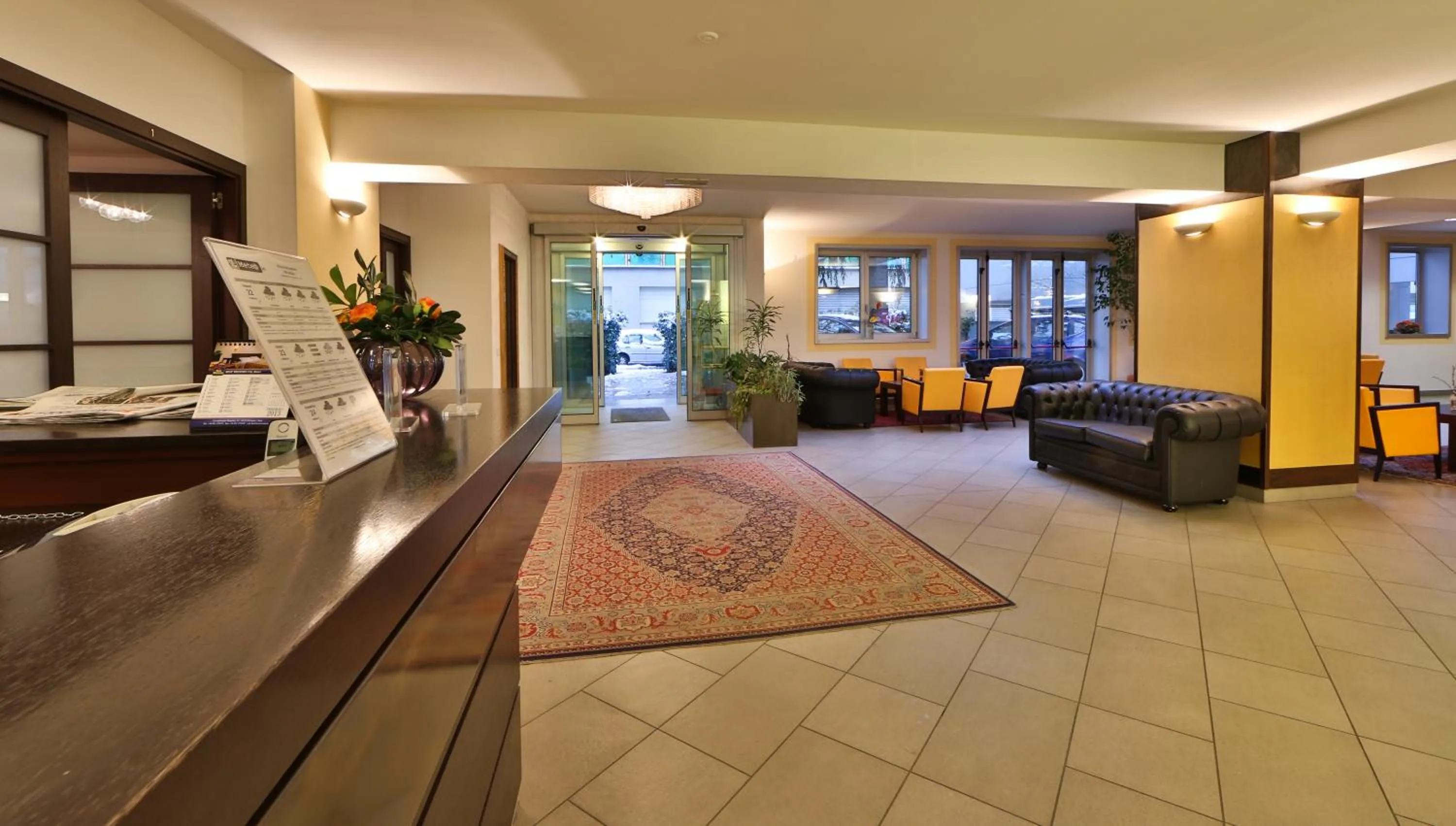 Lobby or reception in Best Western City Hotel