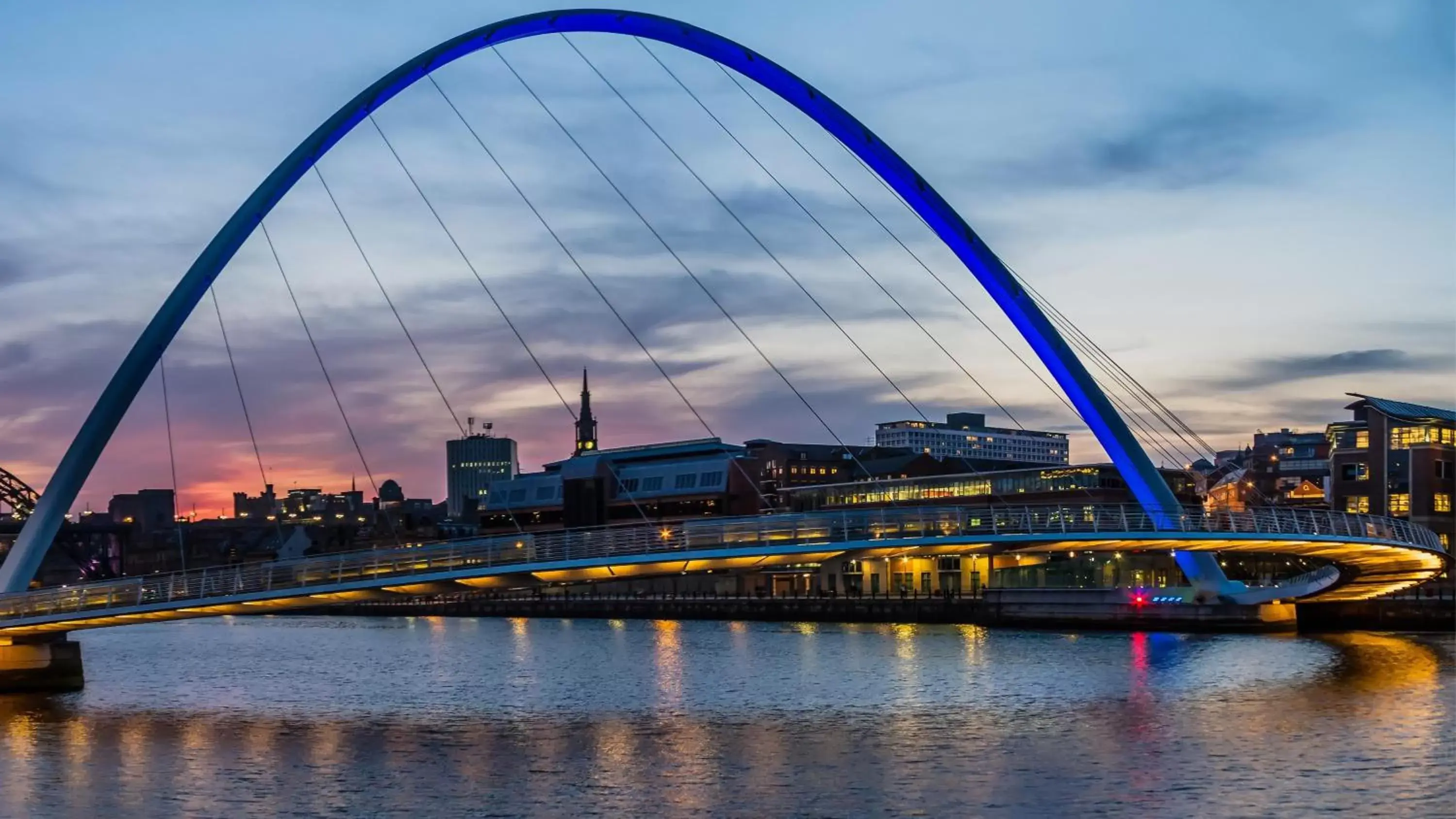 Nearby landmark, Sunrise/Sunset in Staybridge Suites Newcastle, an IHG Hotel