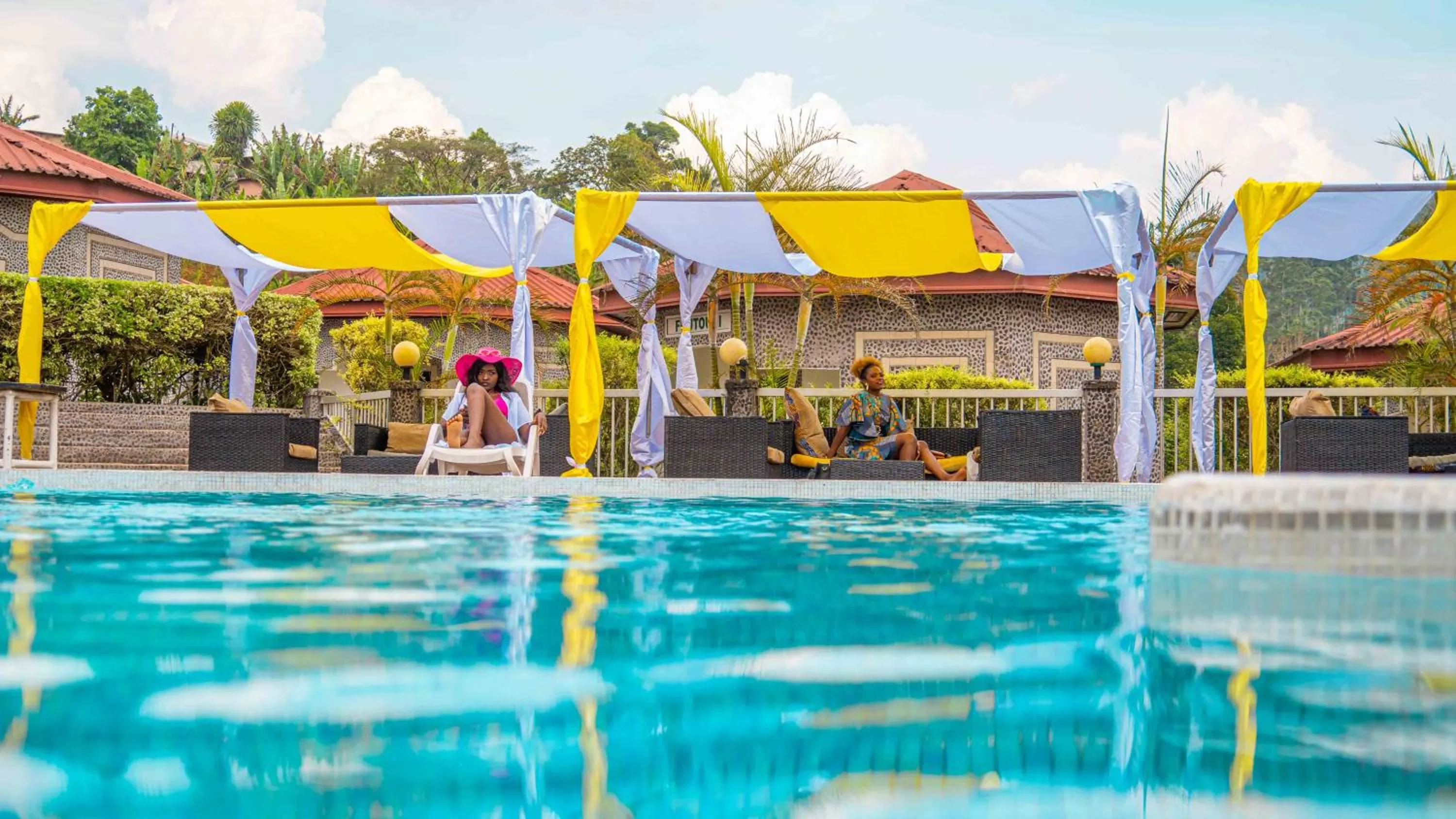 Swimming pool in La Vallée de Bana