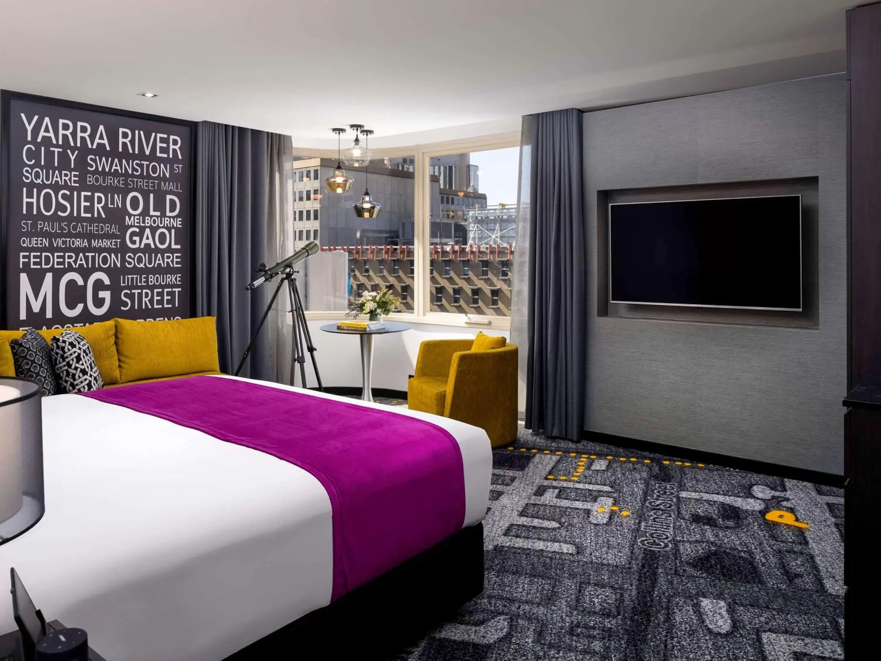 Photo of the whole room, Bed in Pullman Melbourne on Swanston