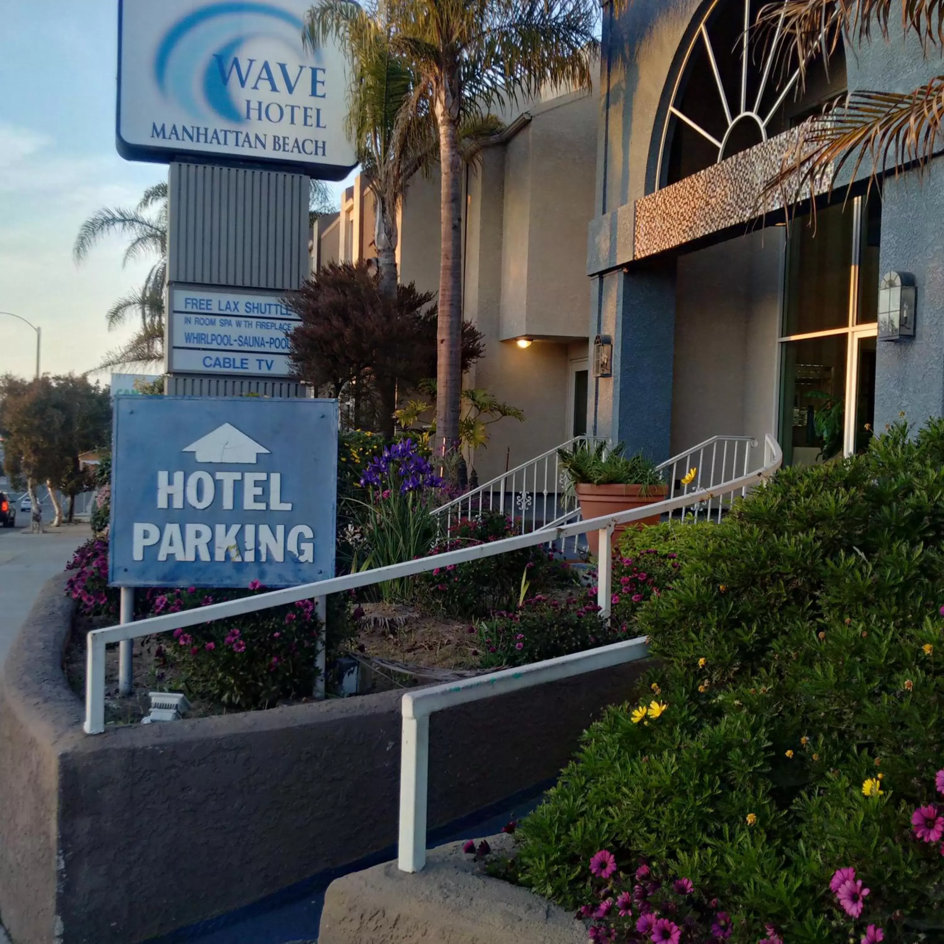 Property Building in Wave Hotel Manhattan Beach