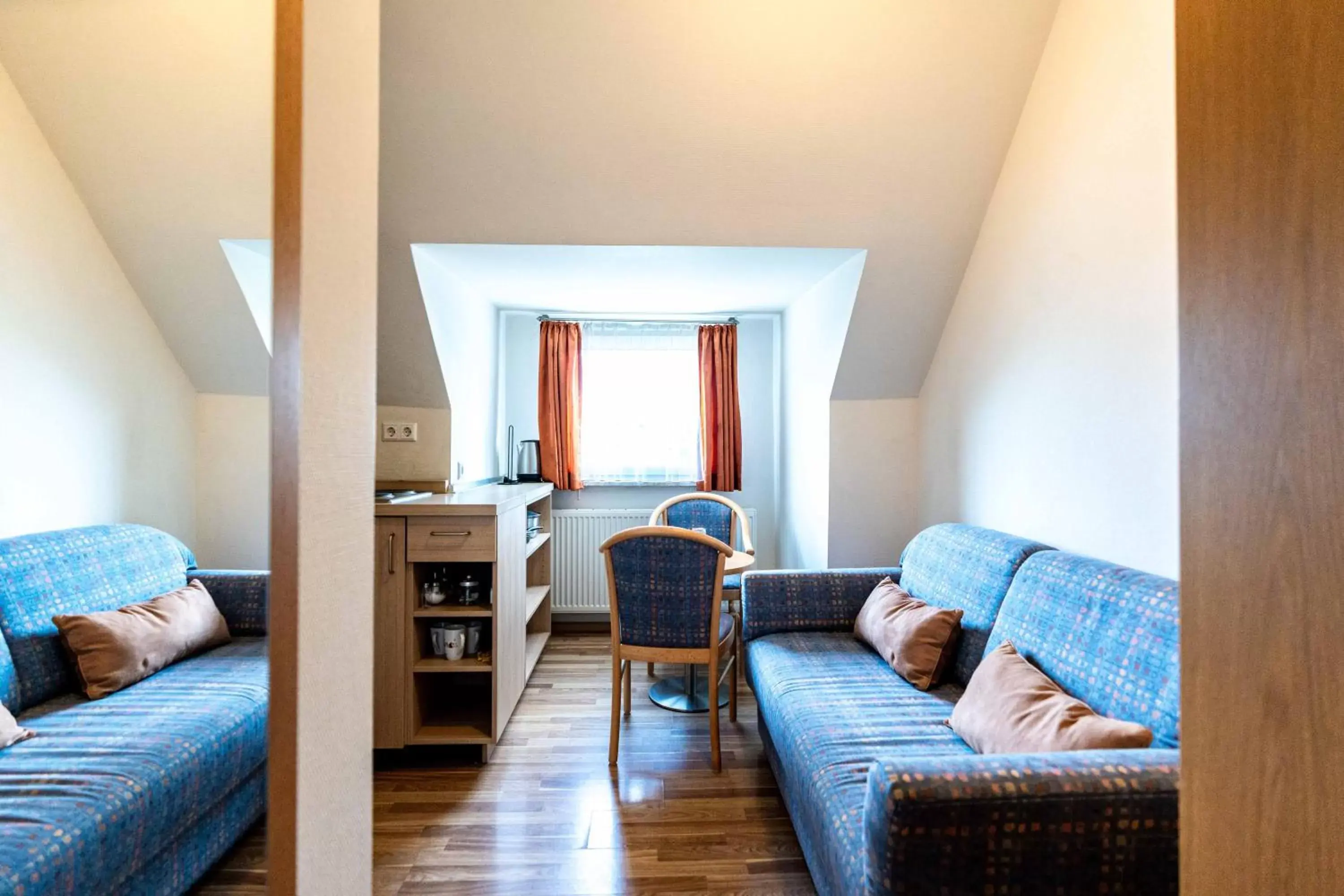 Double Room with Kitchenette in Hotel am Römerplatz Double Room with Kitchenette in Hotel am Römerplatz