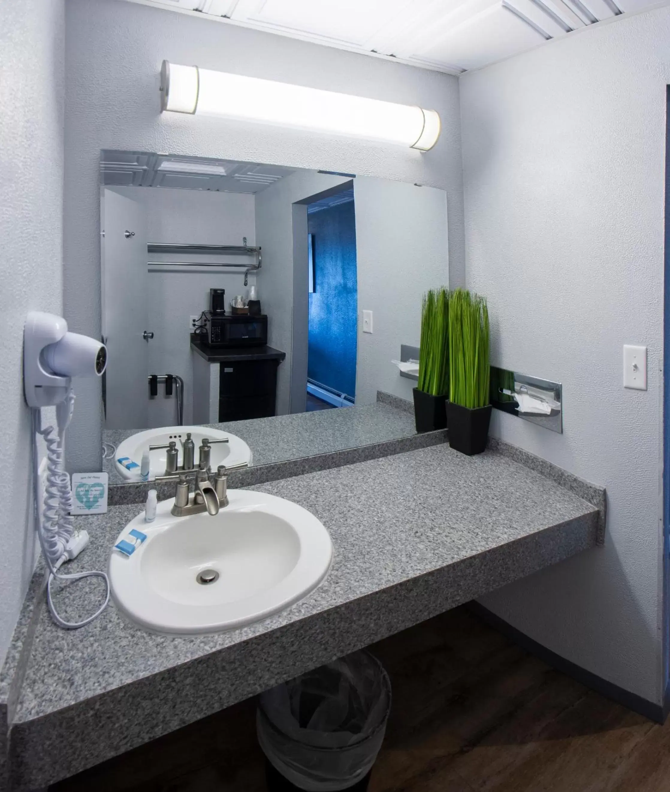 Bathroom in Terrace Bay Hotel