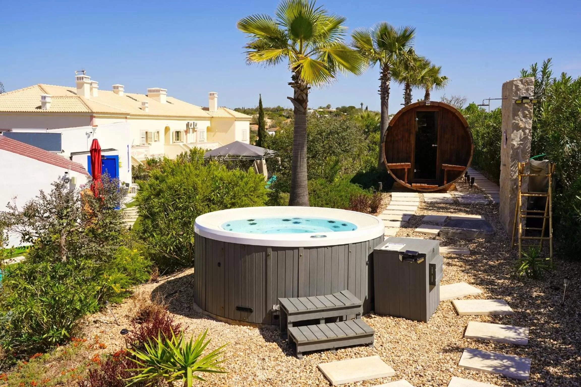 Day in Carvoeiro B&B and SPA