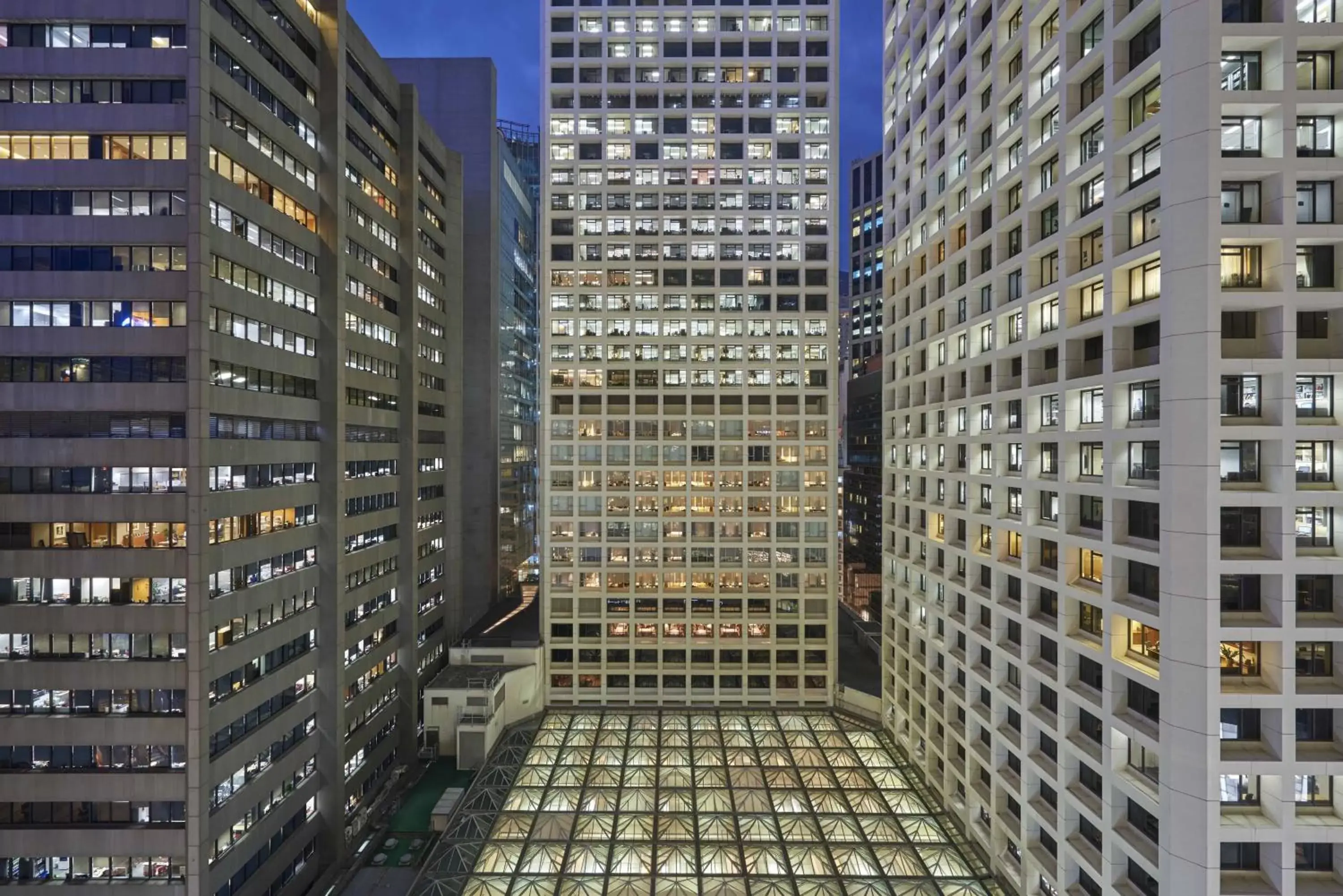 Bird's eye view in The Landmark Mandarin Oriental, Hong Kong