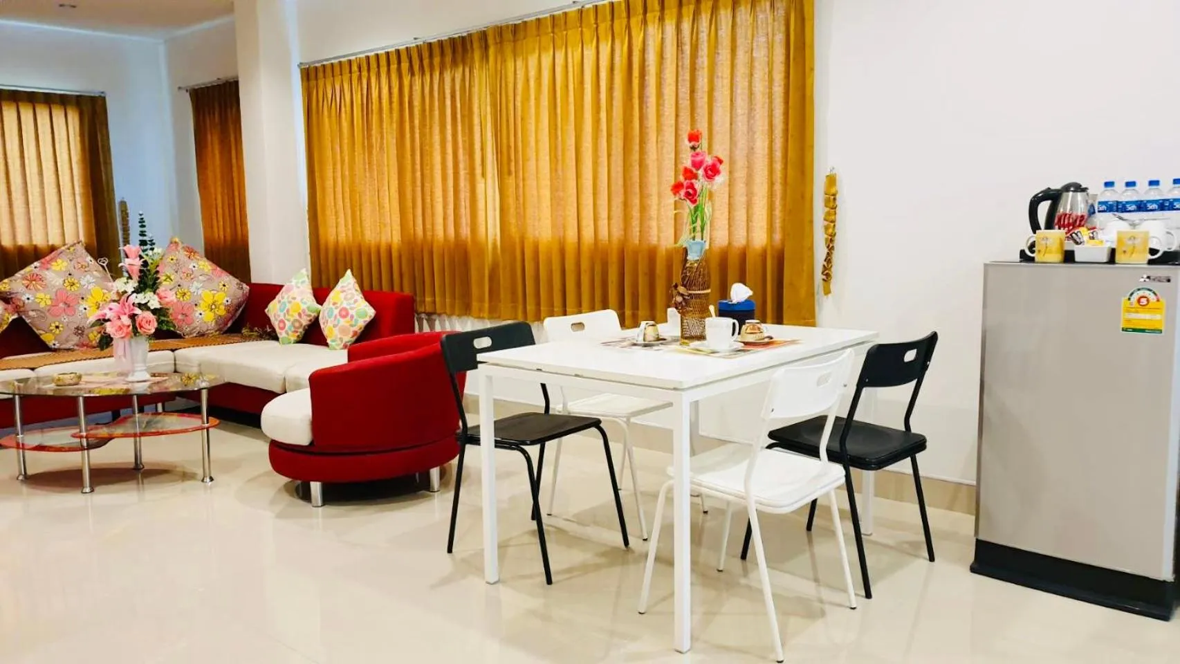 Dining area in Siray House