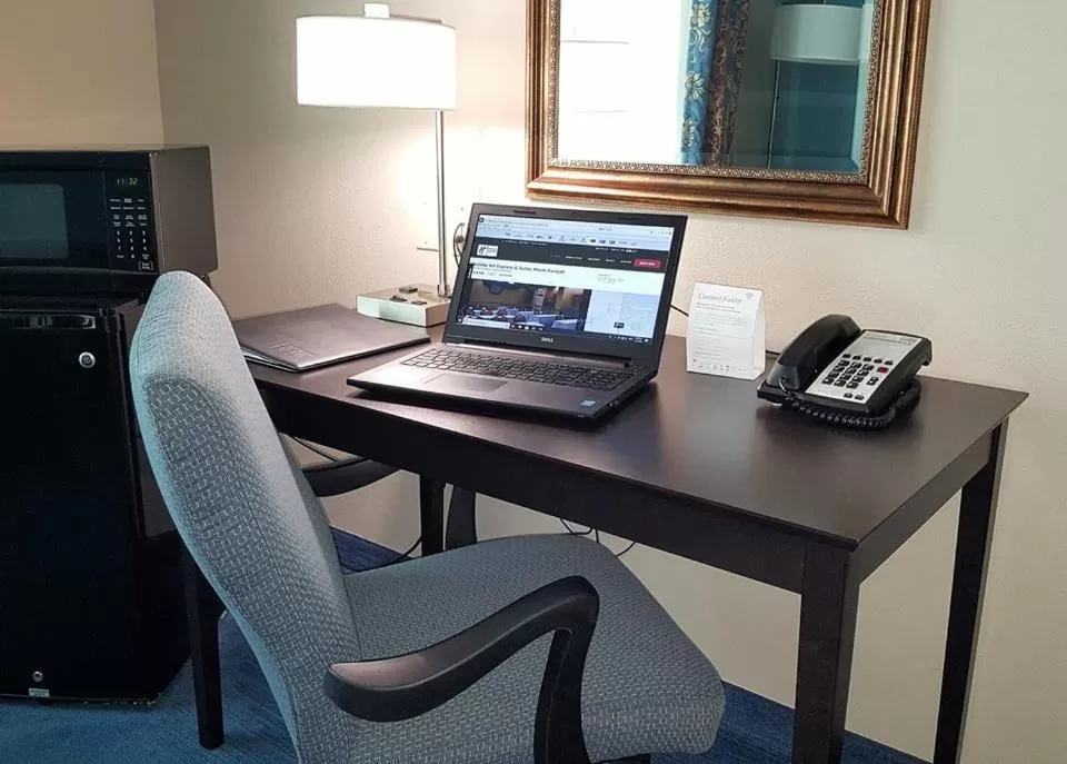 Standard Double or Twin Room in Holiday Inn Express & Suites Miami Kendall, an IHG Hotel