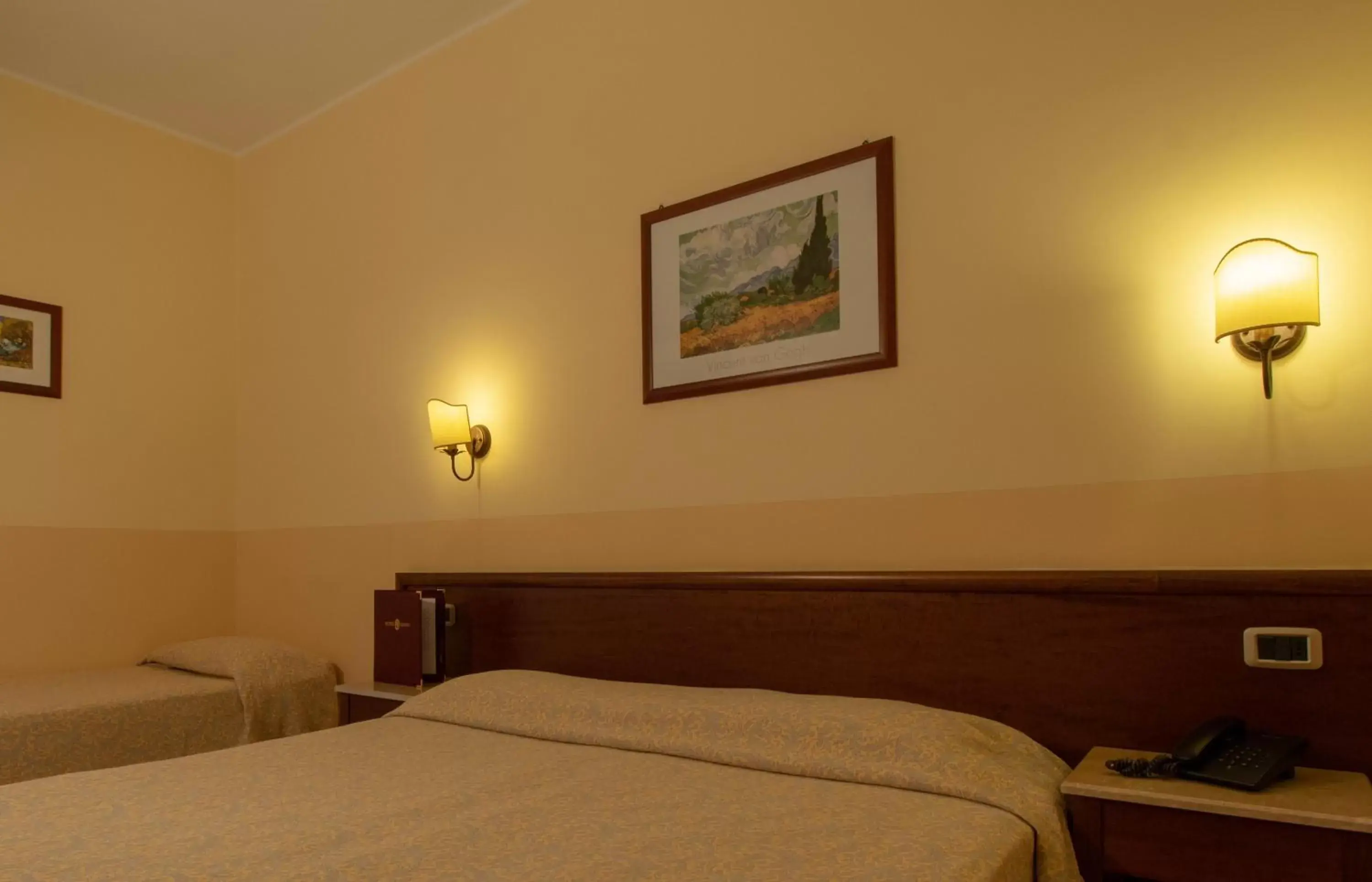 Bedroom, Bed in Hotel Gangi