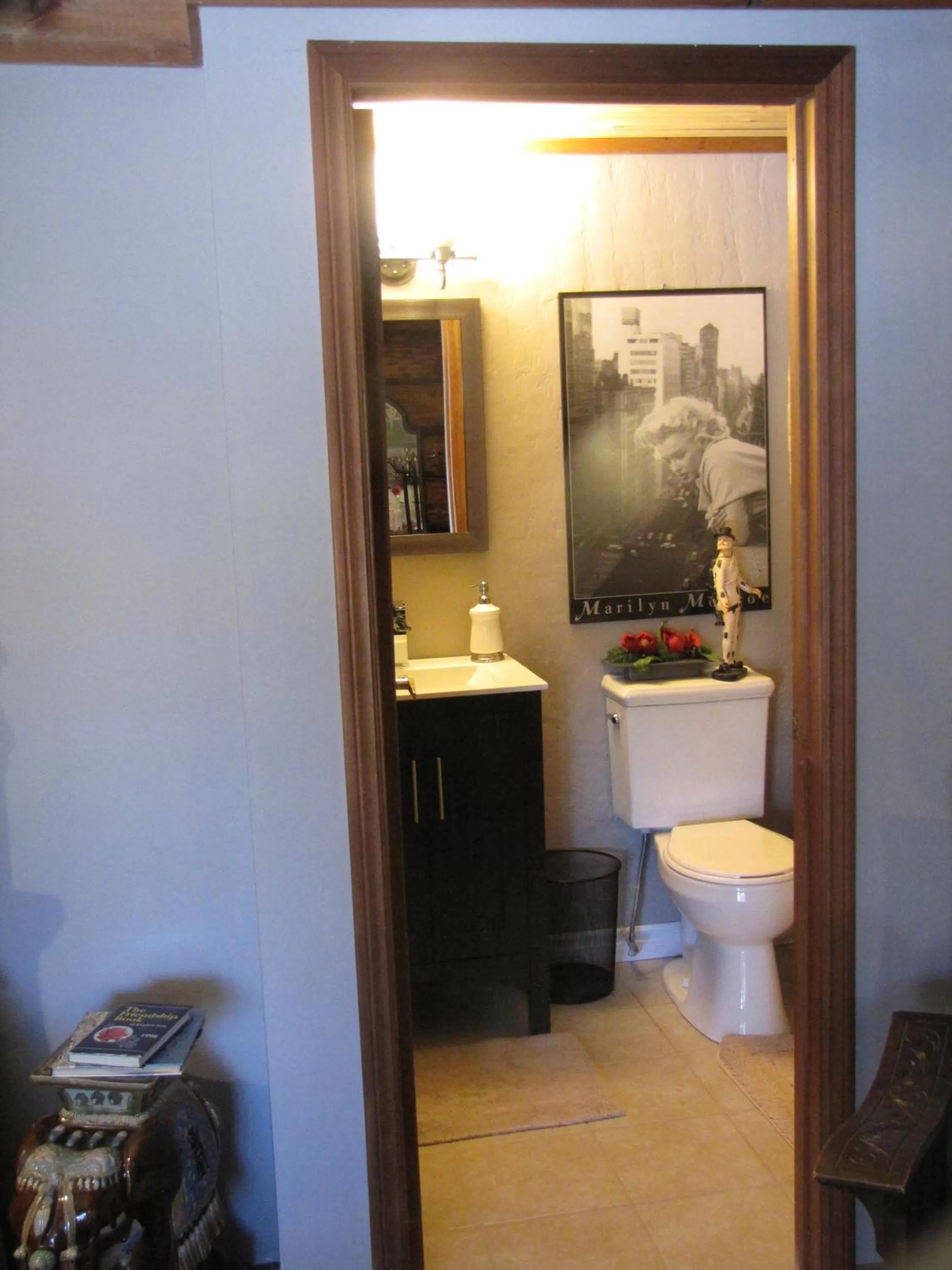 Bathroom in Shambhala Bed and Breakfast