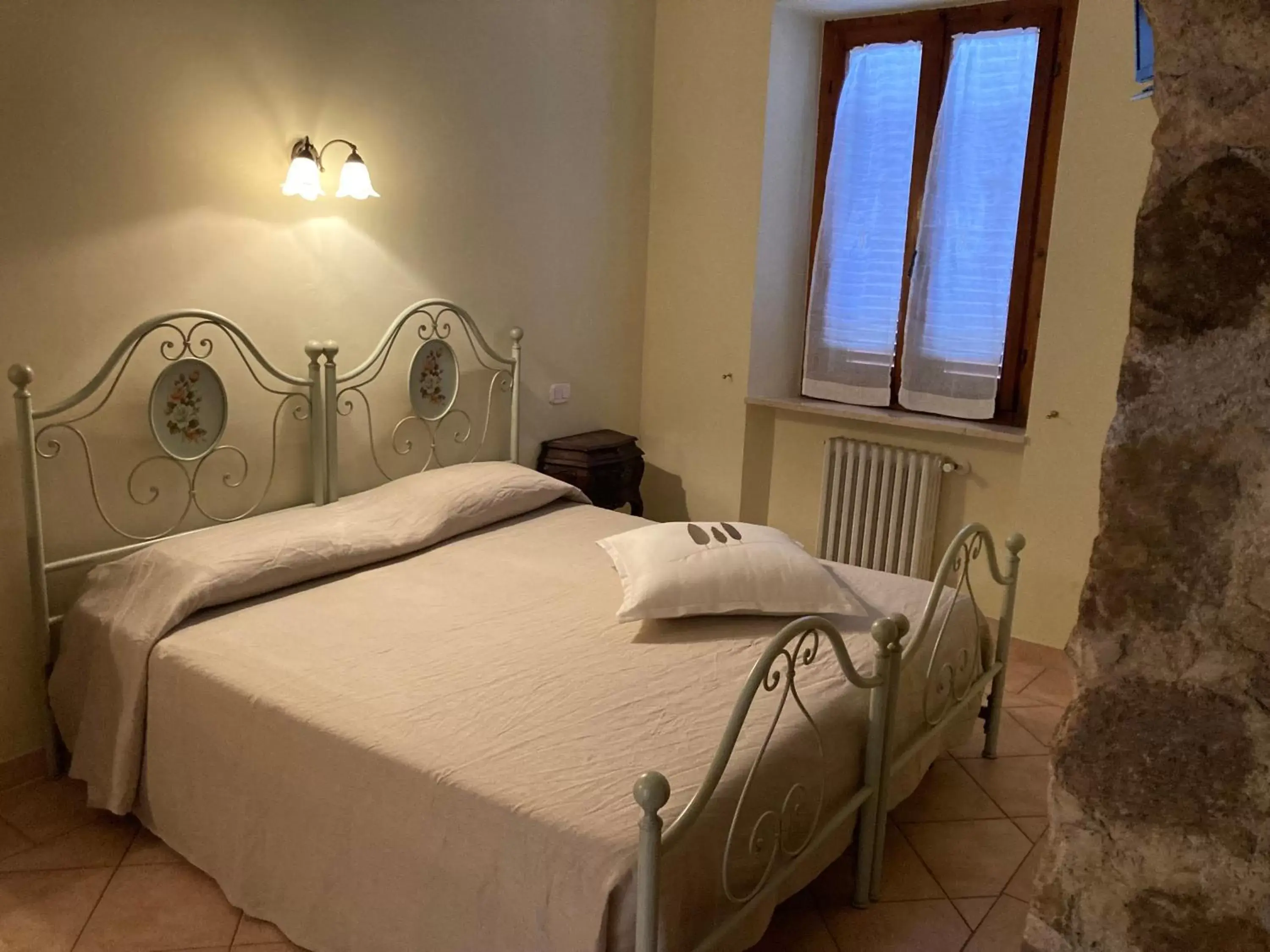 Bed in Affittacamere La Torre di Montalcino