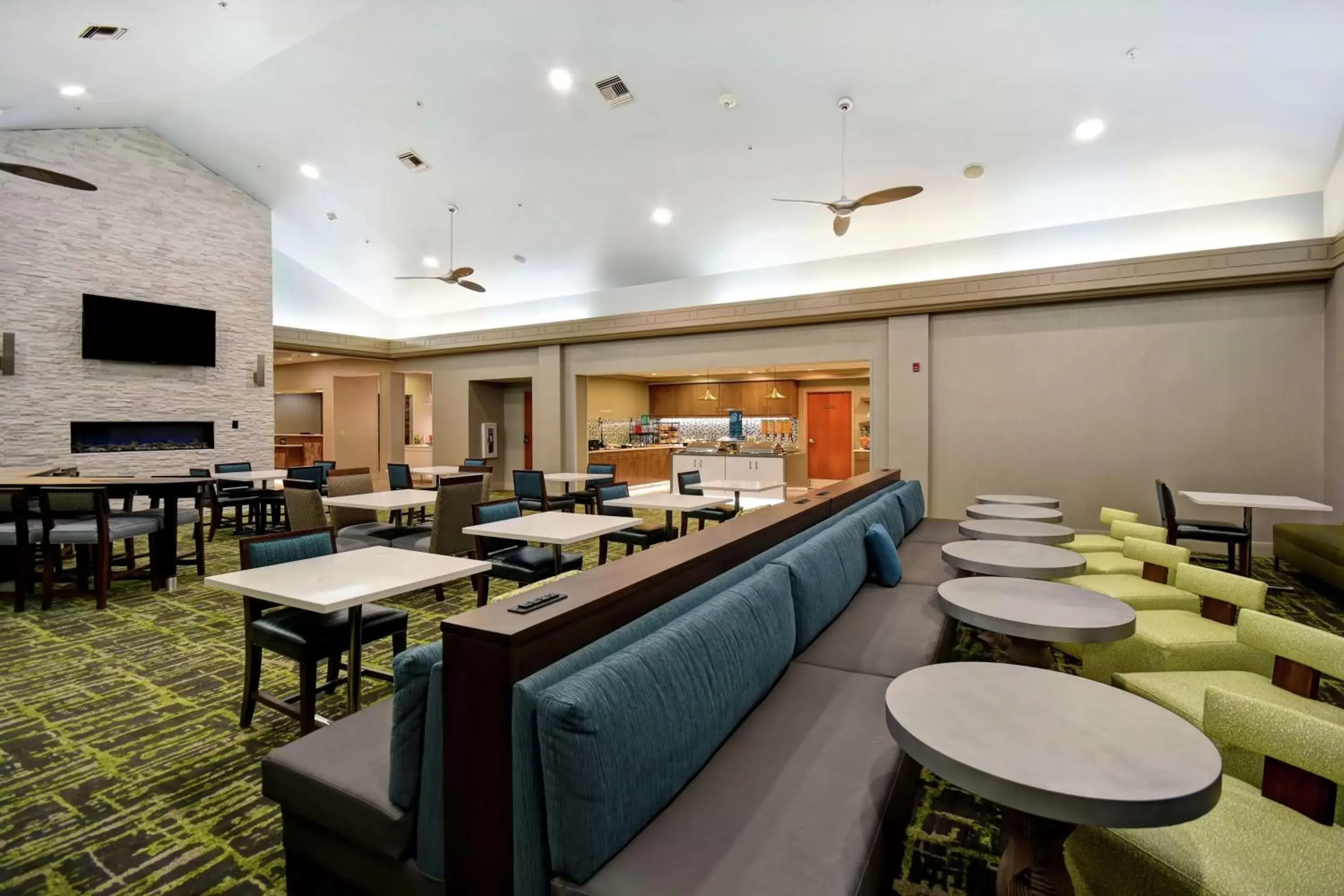 Breakfast, Restaurant/Places to Eat in Homewood Suites by Hilton Ocala at Heath Brook