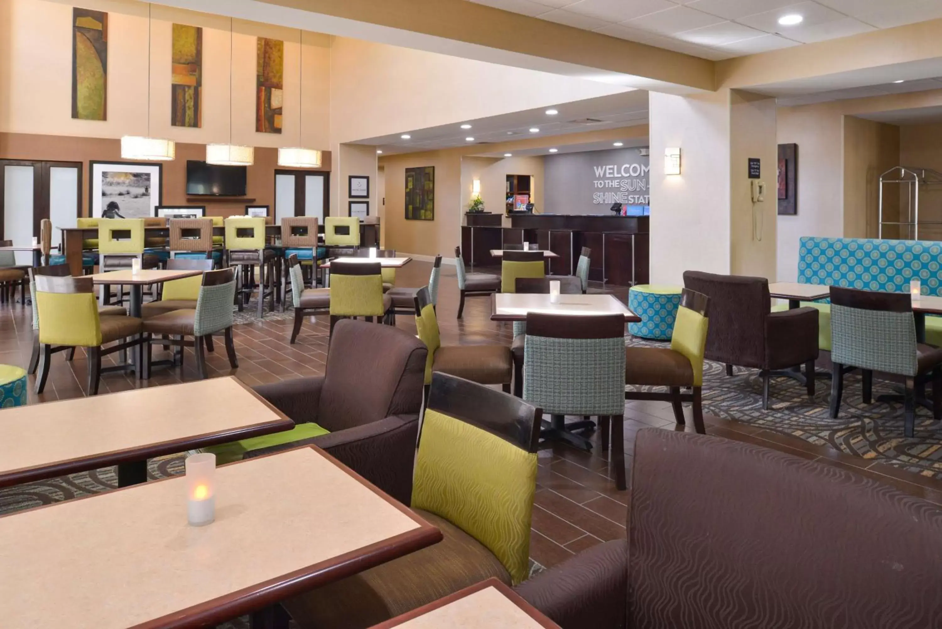 Breakfast, Restaurant/Places to Eat in Hampton Inn & Suites Cape Coral / Fort Myers