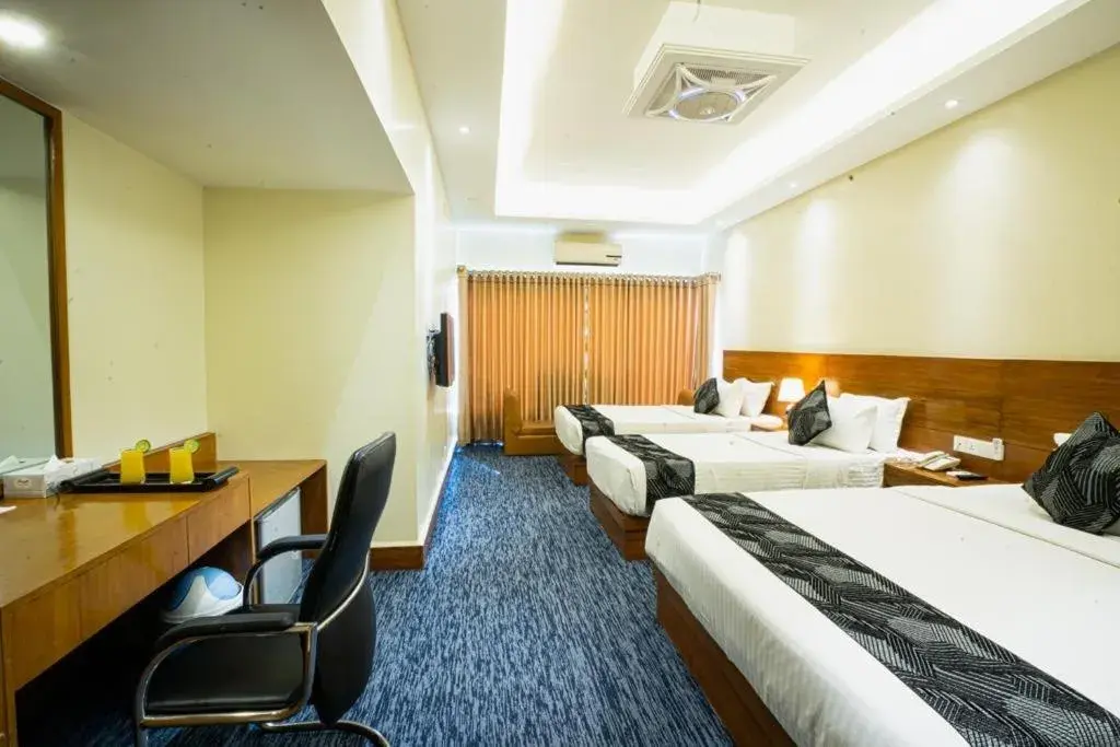 Bed in Richmond Hotel & Suites Bed in Richmond Hotel & Suites