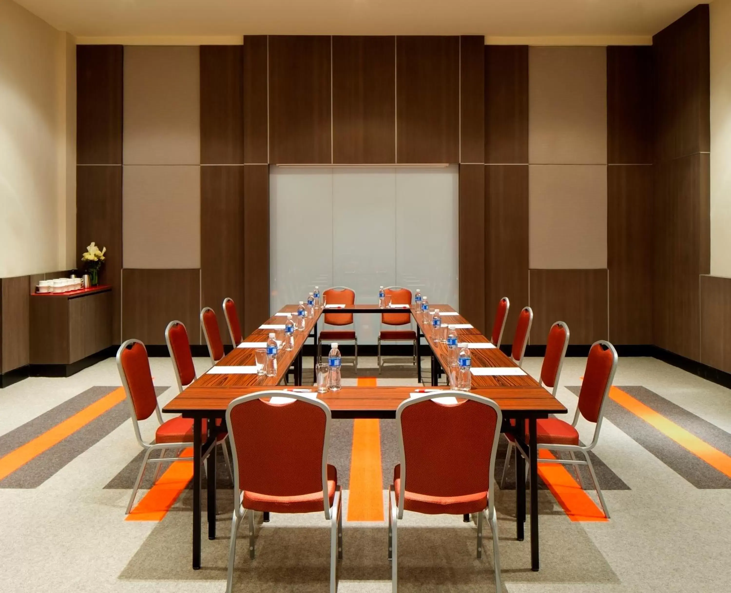 Business facilities in Park Inn by Radisson Davao