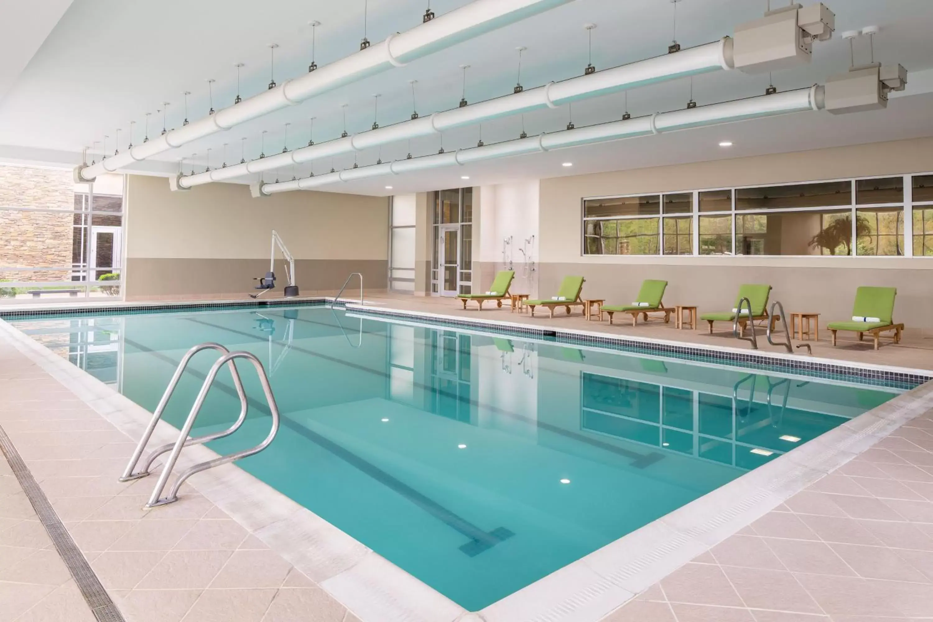 Swimming Pool in The Westin Baltimore Washington Airport - BWI