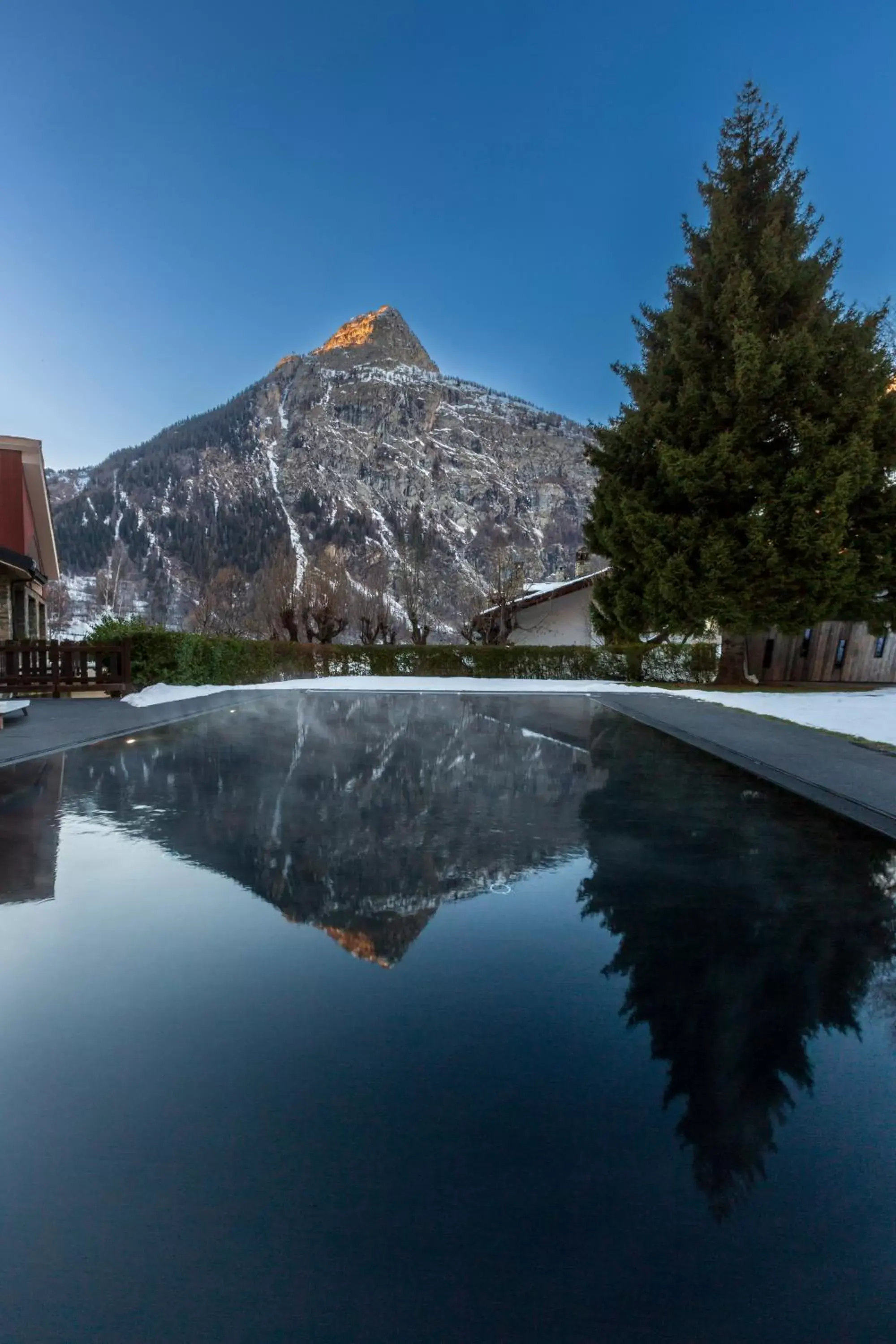 Natural landscape, Swimming Pool in Grand Hotel Royal E Golf