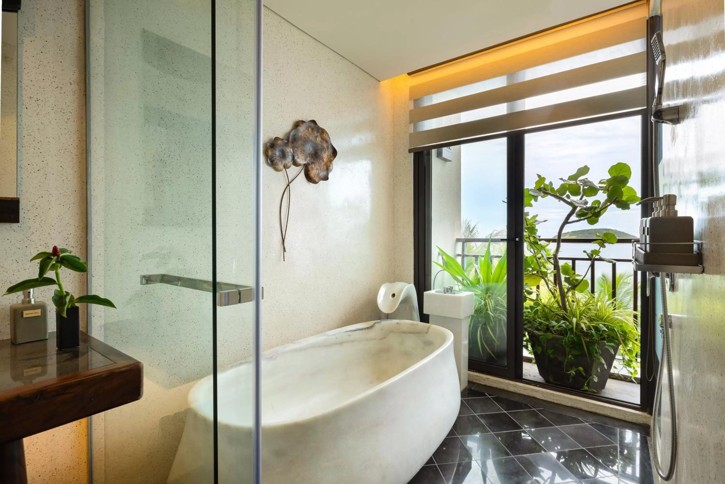 Shower in Amiana Resort Nha Trang