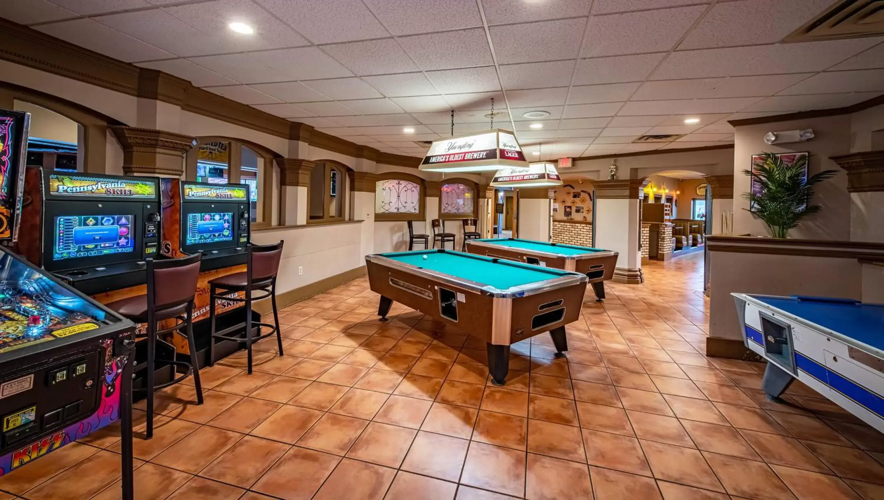 Game Room, Billiards in Magnuson Grand Harrisburg