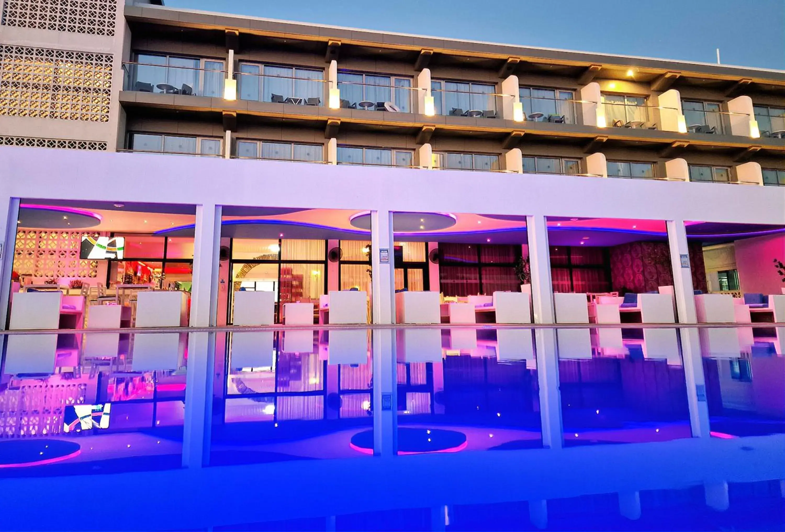 Property building, Swimming Pool in Sveltos Hotel