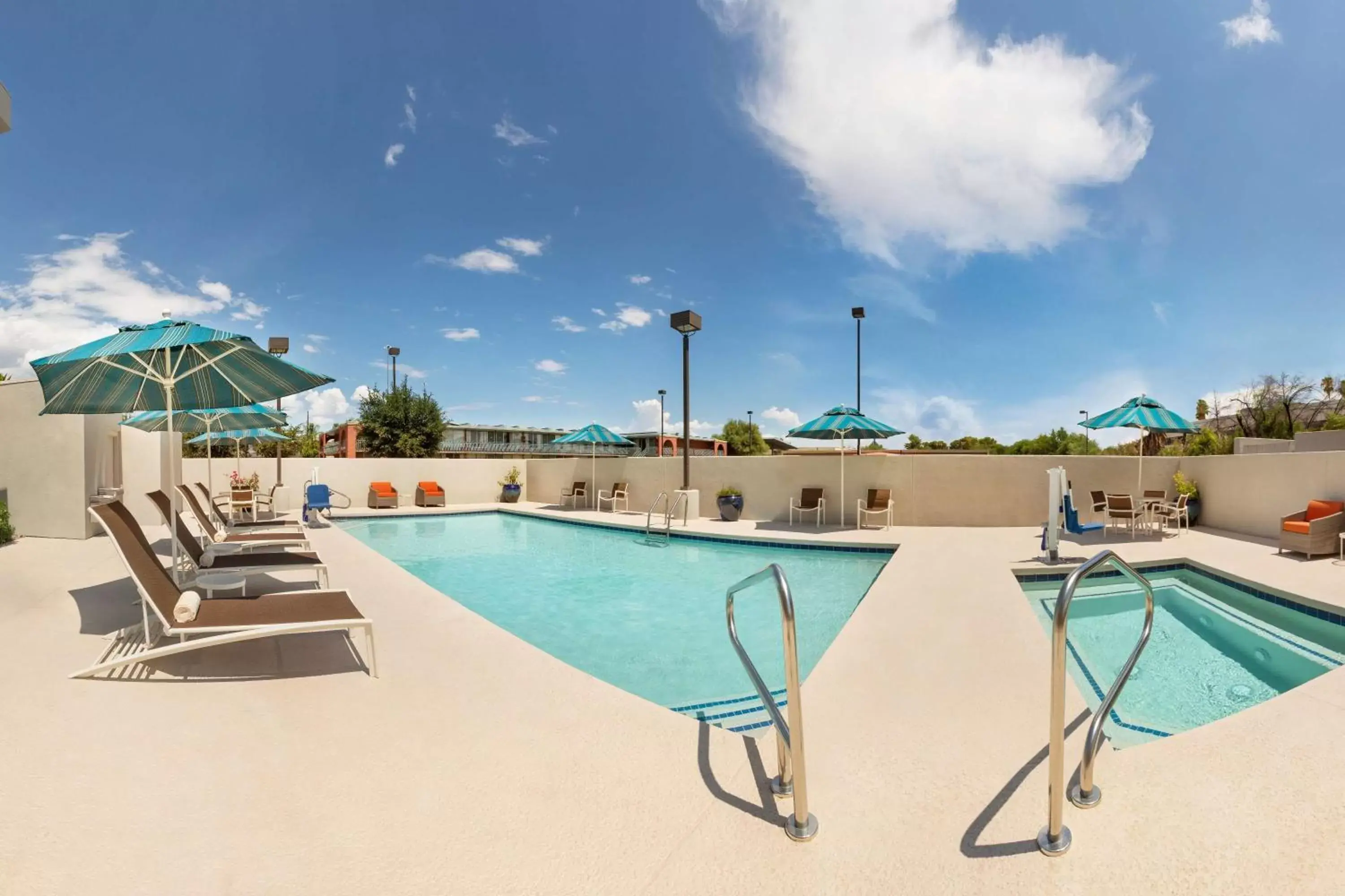 On site, Swimming Pool in Hyatt Place Tucson Central