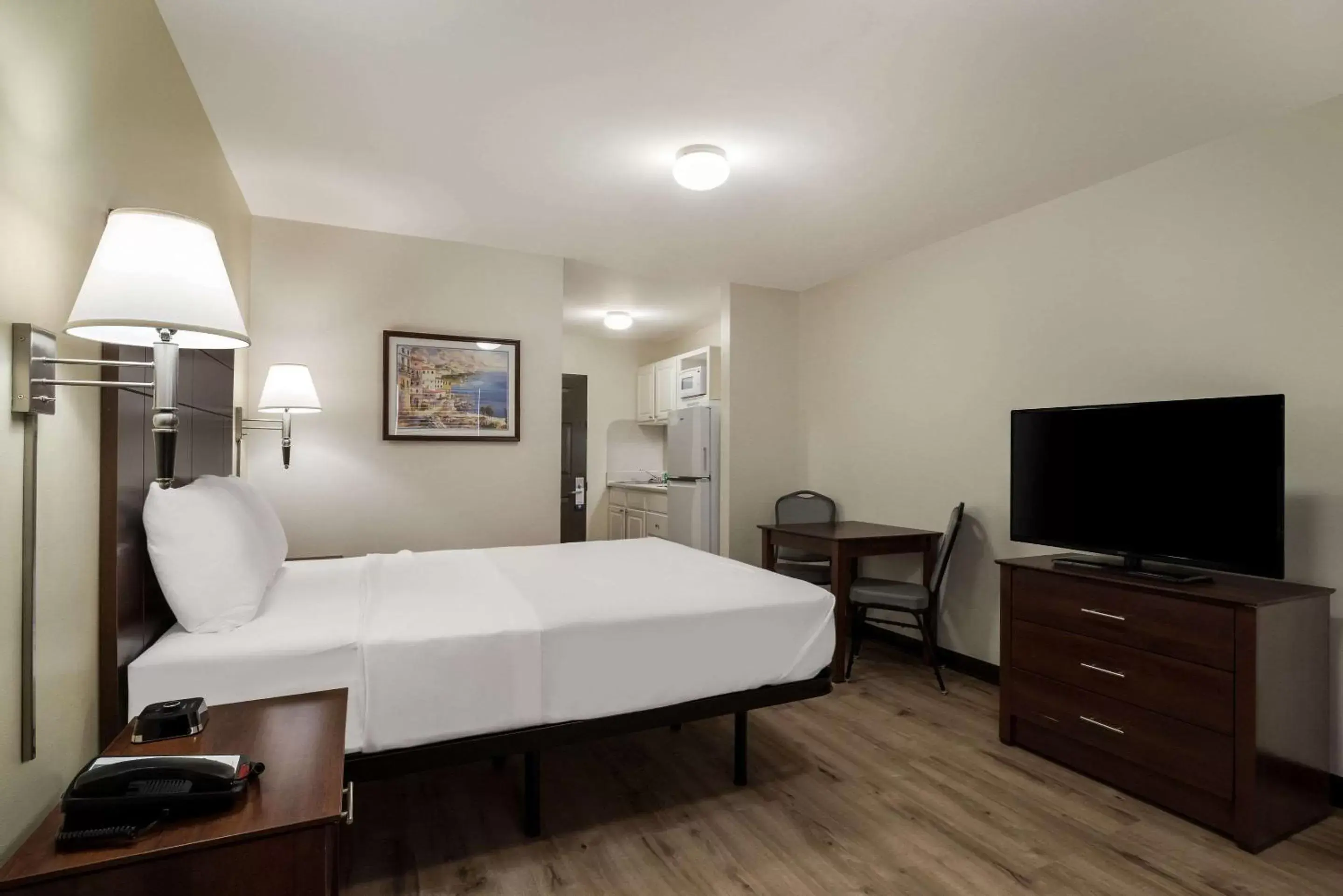 Bedroom, Bed in Suburban Extended Stay Hotel Denver Central-Arvada