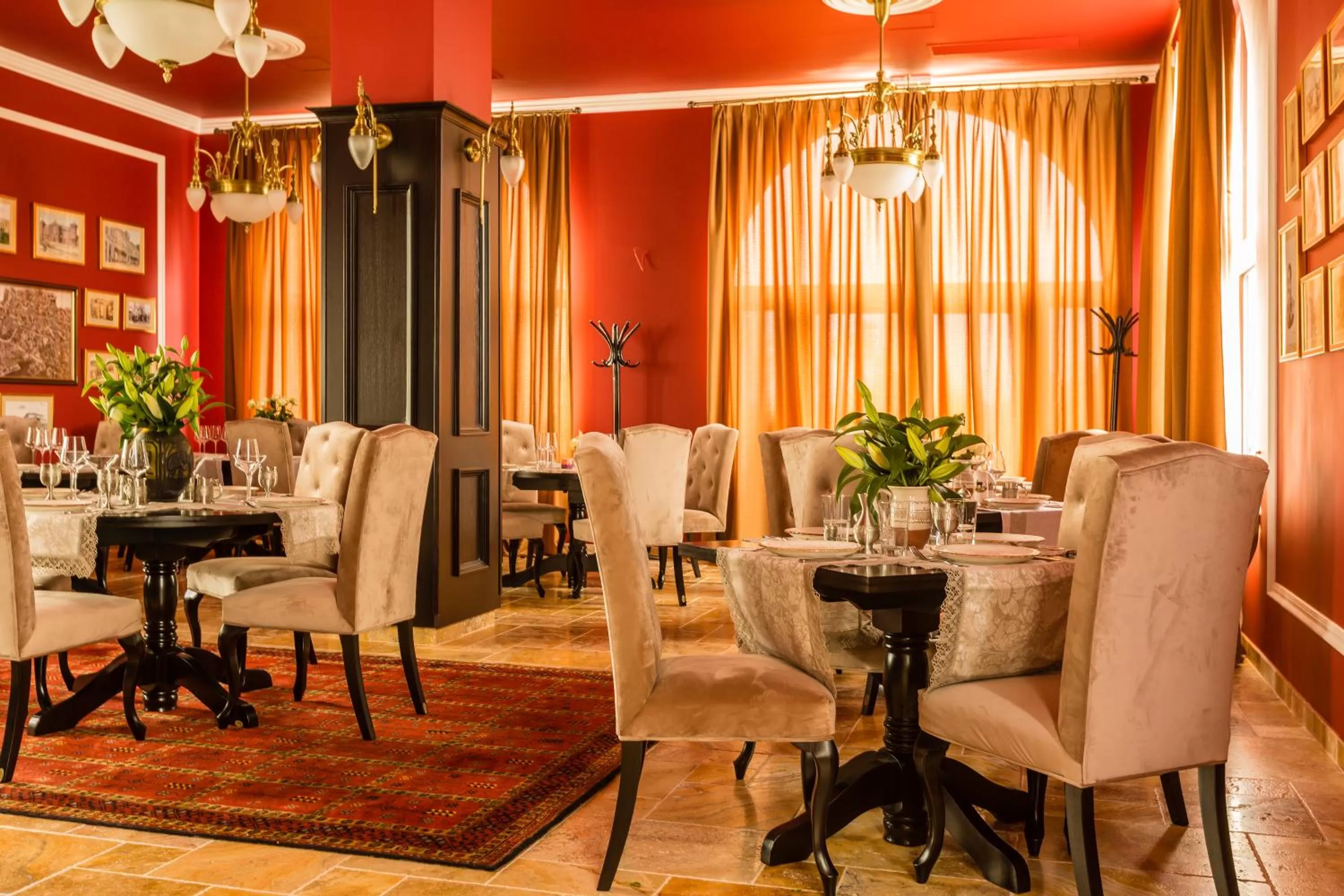 Restaurant/places to eat in Country Spa Retreat
