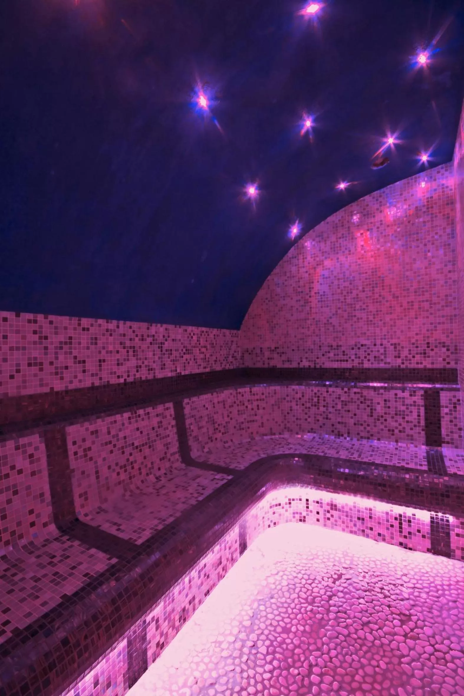 Steam room in Centrum Green Hill Business & SPA