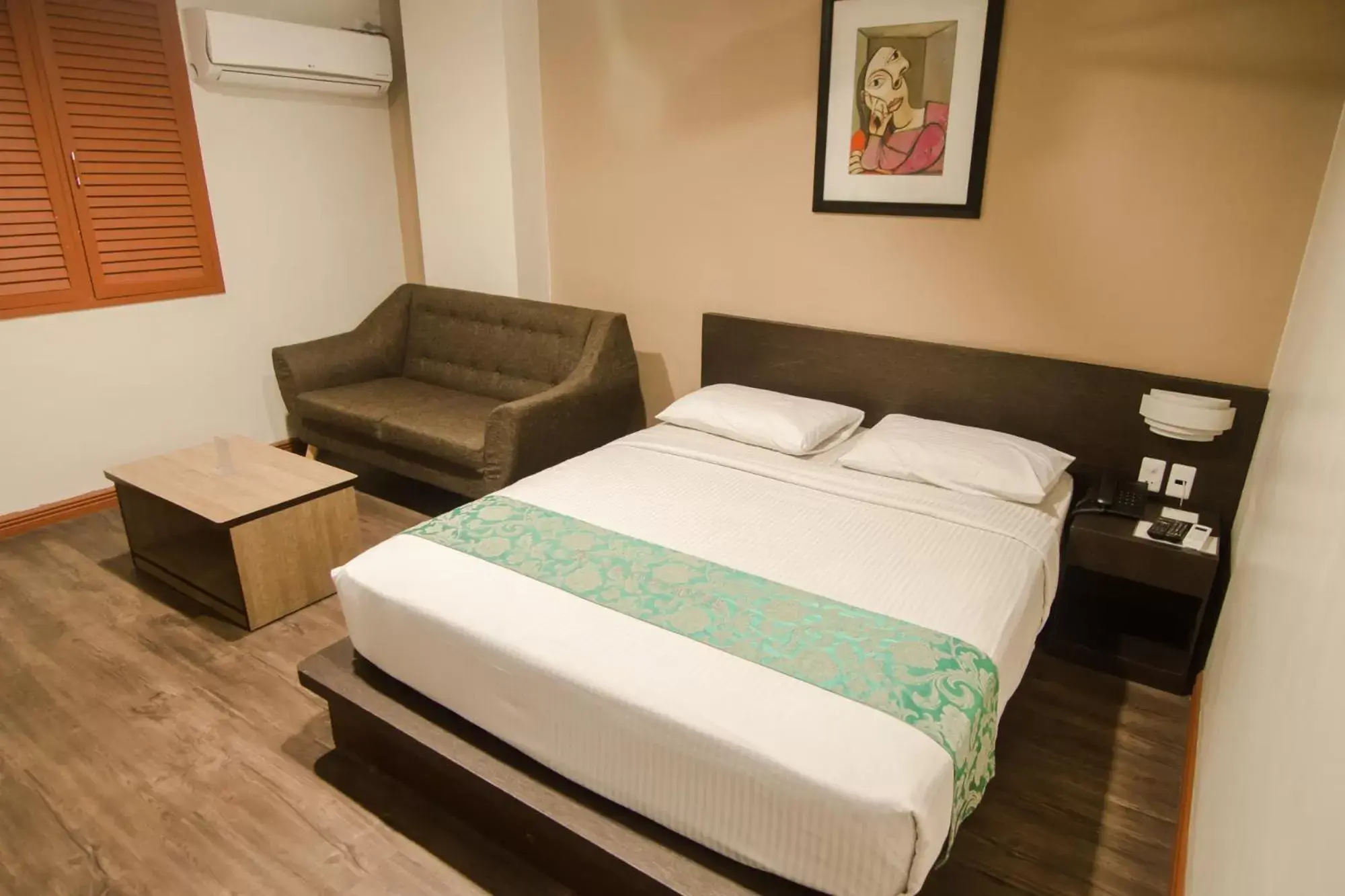 Bed in DG Grami Hotel Bed in DG Grami Hotel