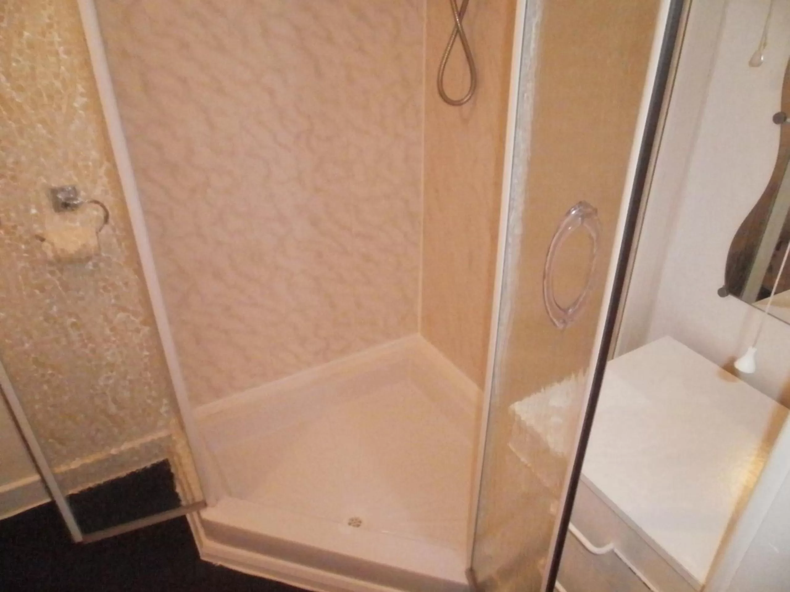 Bathroom in The Withnell Hotel