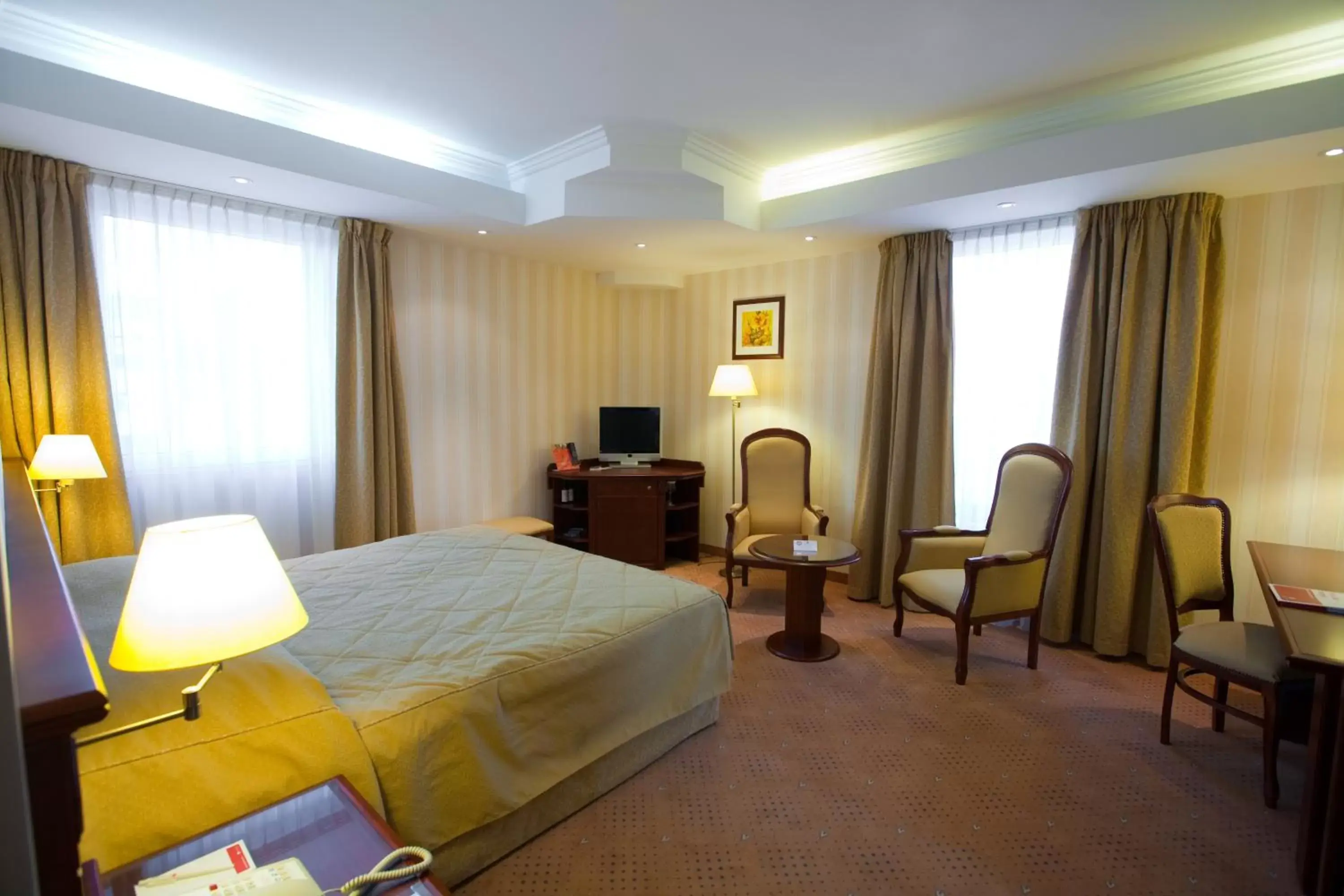 Photo of the whole room in Ramada Hotel & Suites by Wyndham Bucharest North