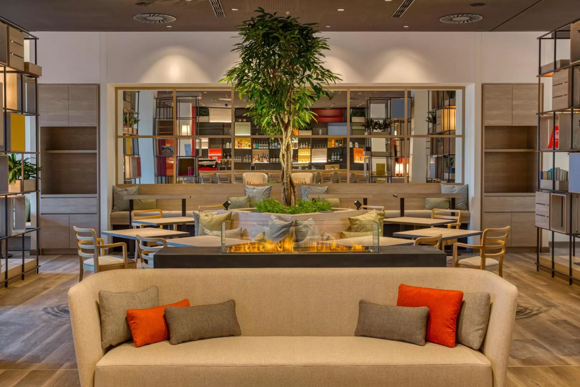 Seating area in IntercityHotel Berlin Airport BER Terminal 1 & 2