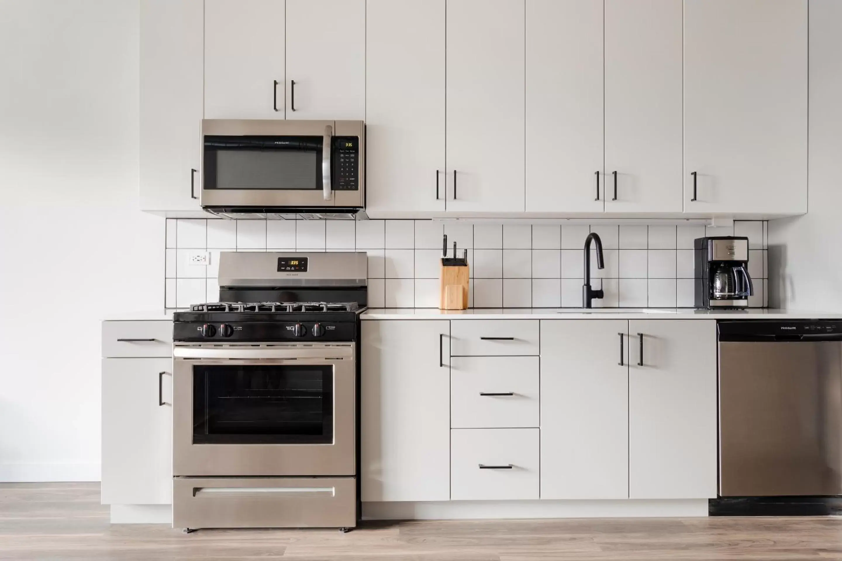 Kitchen/Kitchenette in Sonder The Opal