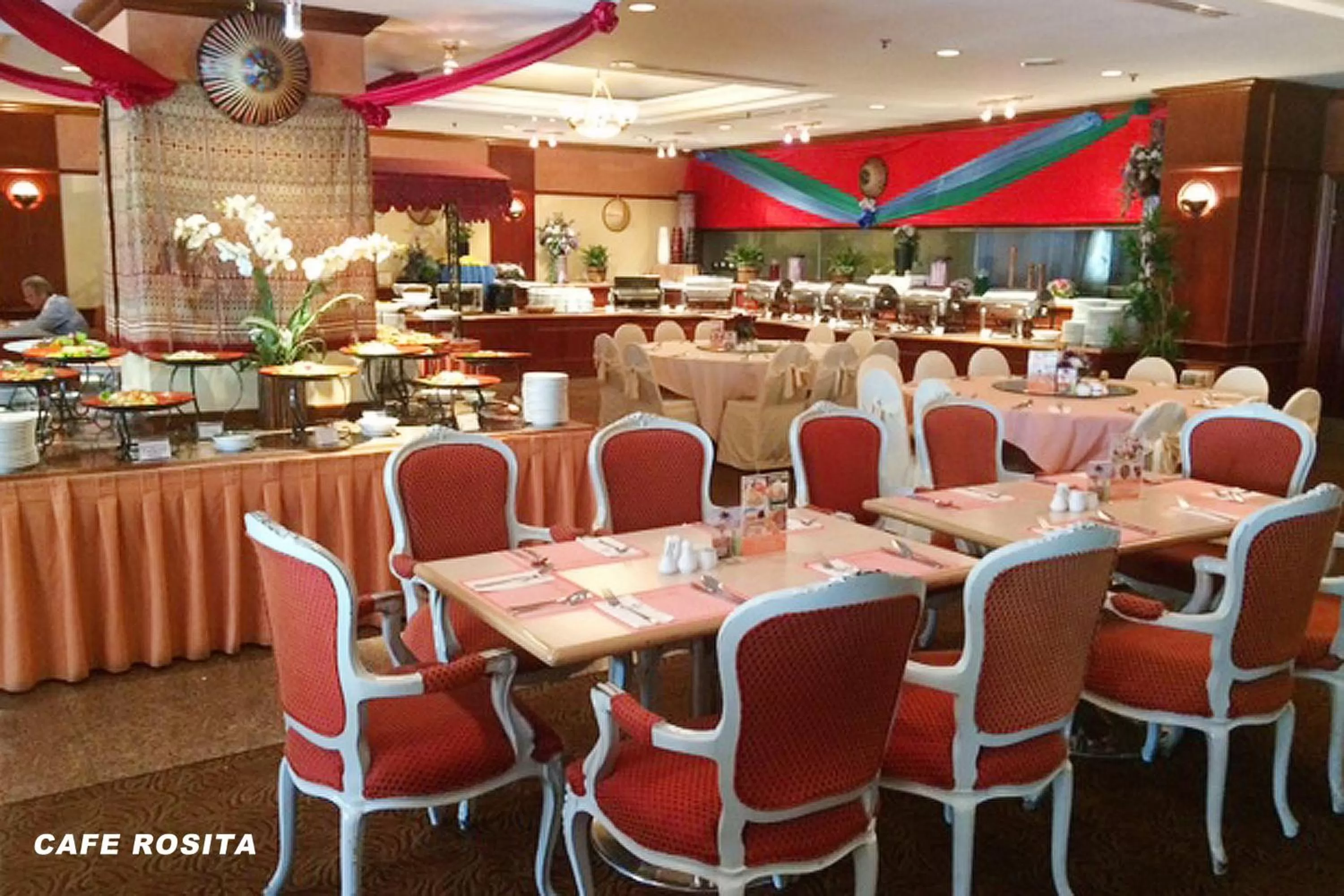 Restaurant/places to eat in Dynasty Hotel Miri