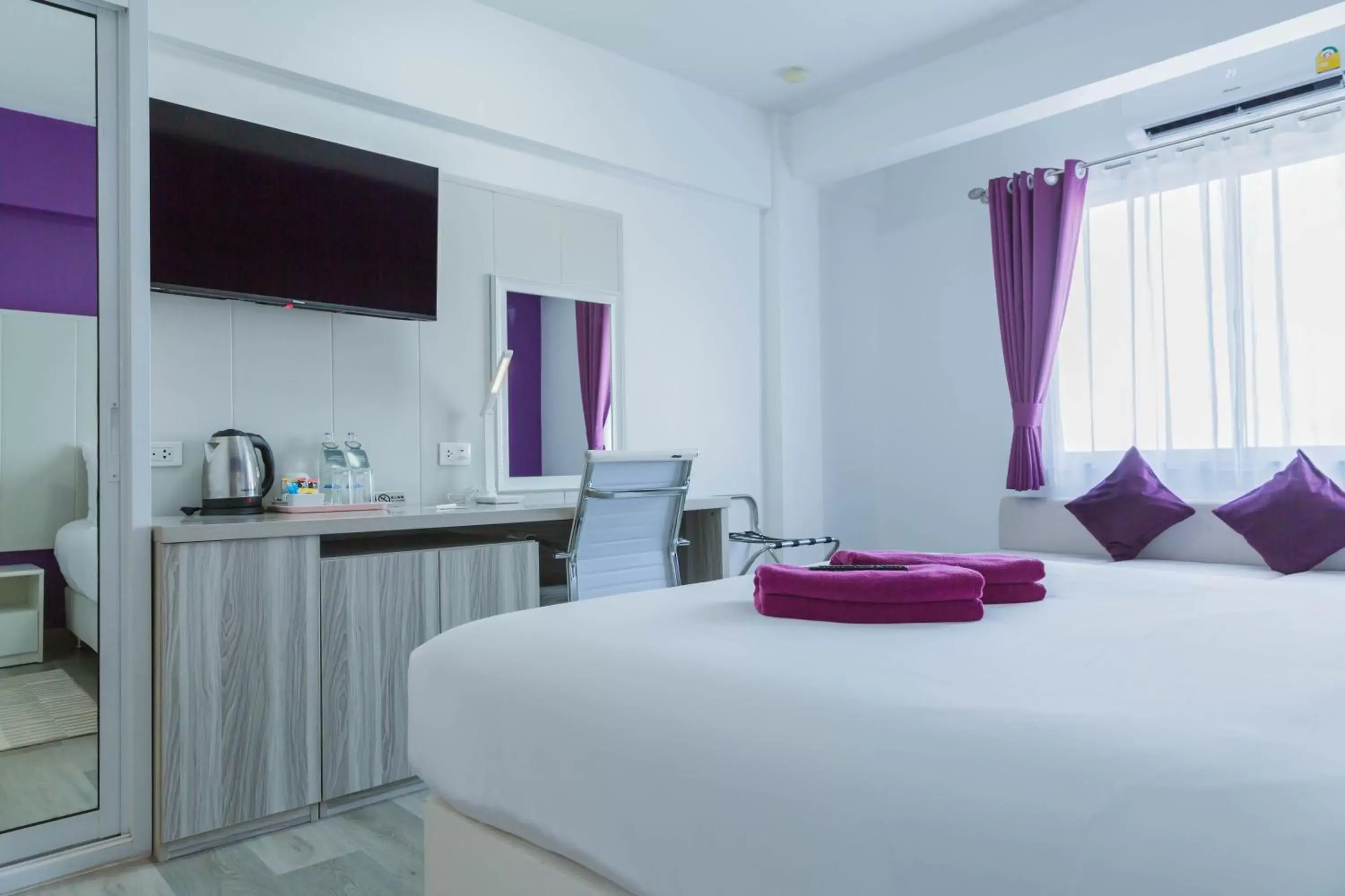 Bed in Hotel Zing Bed in Hotel Zing