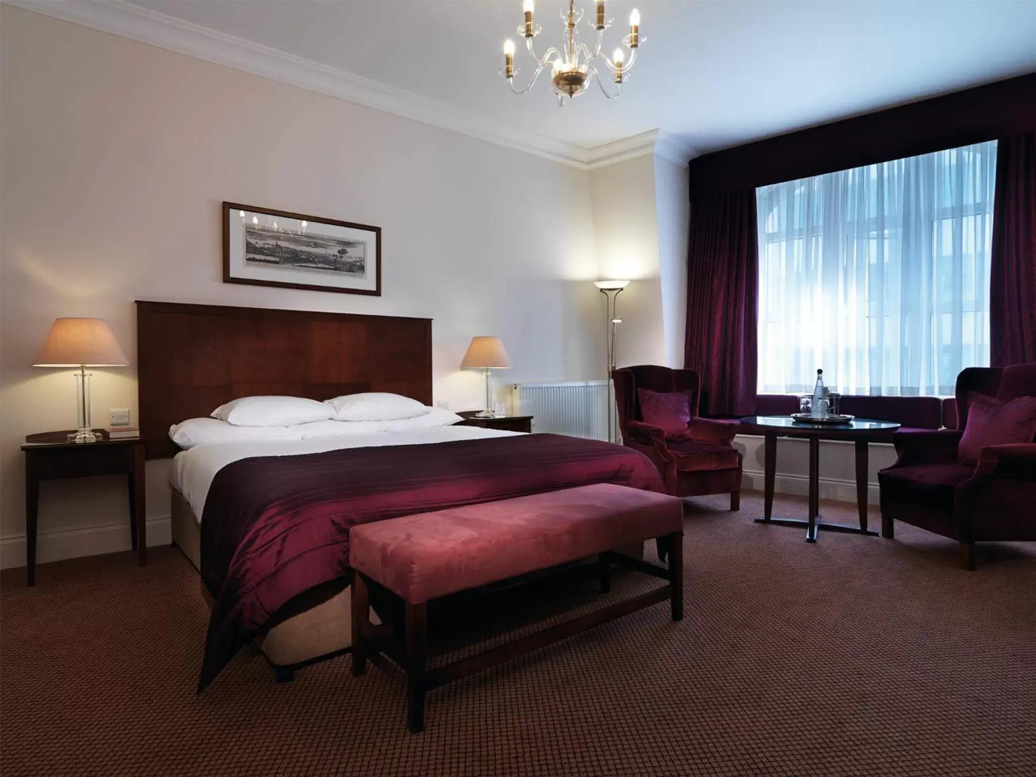 Deluxe Double Room in Macdonald Burlington Hotel