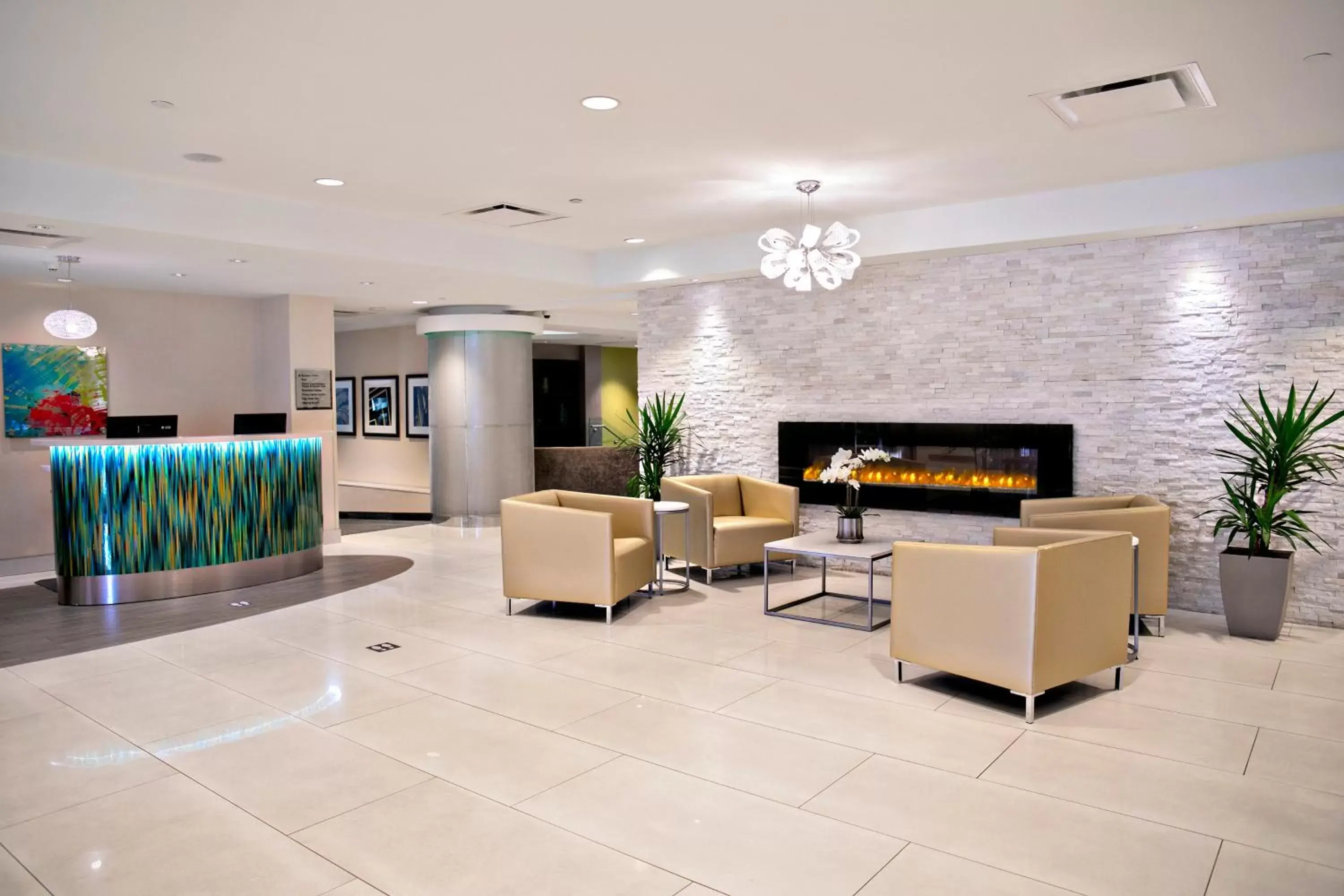 Property building, Lobby/Reception in Crowne Plaza Kitchener-Waterloo, an IHG Hotel