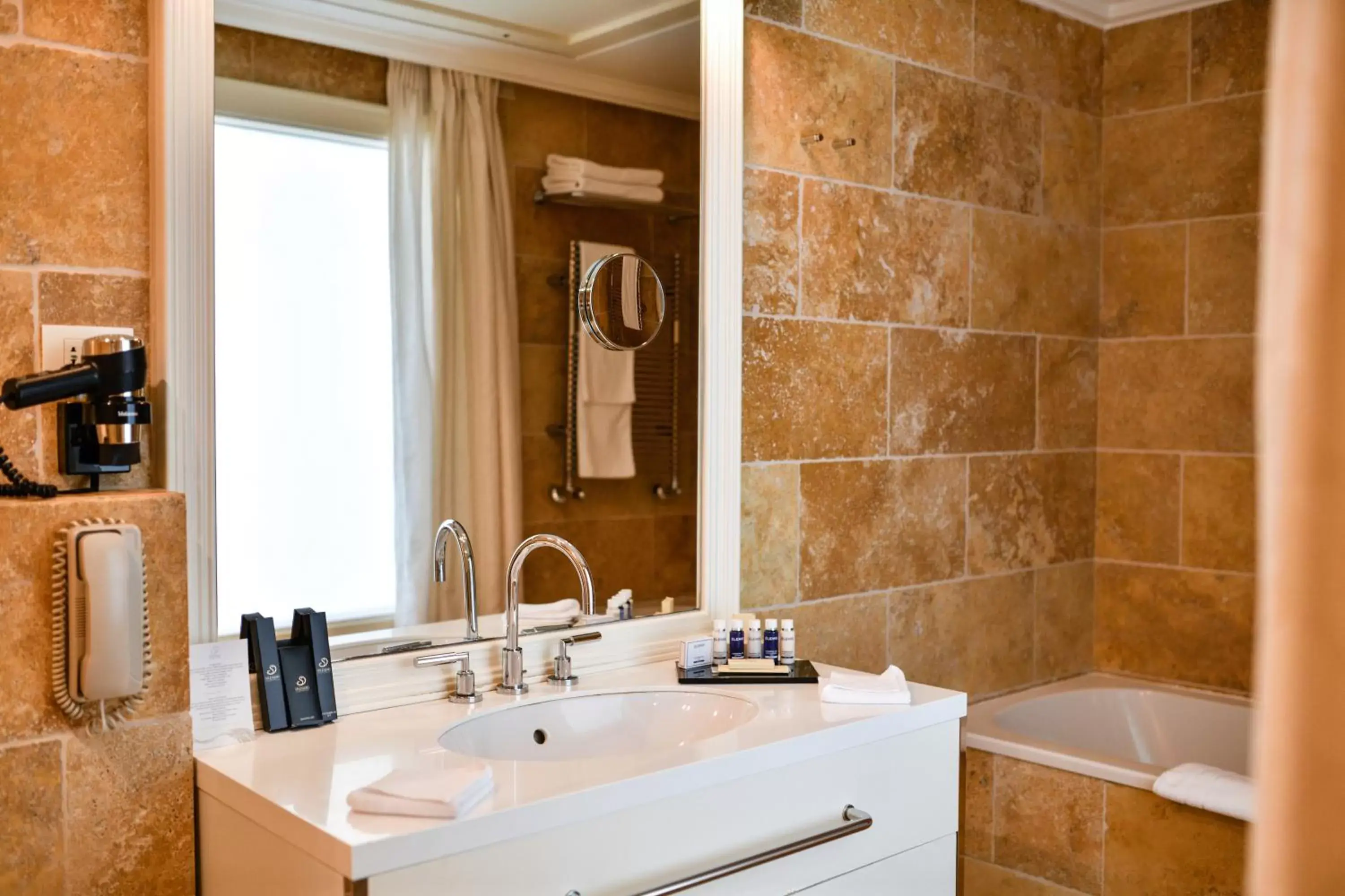 Bathroom in Splendid Conference & Spa Resort