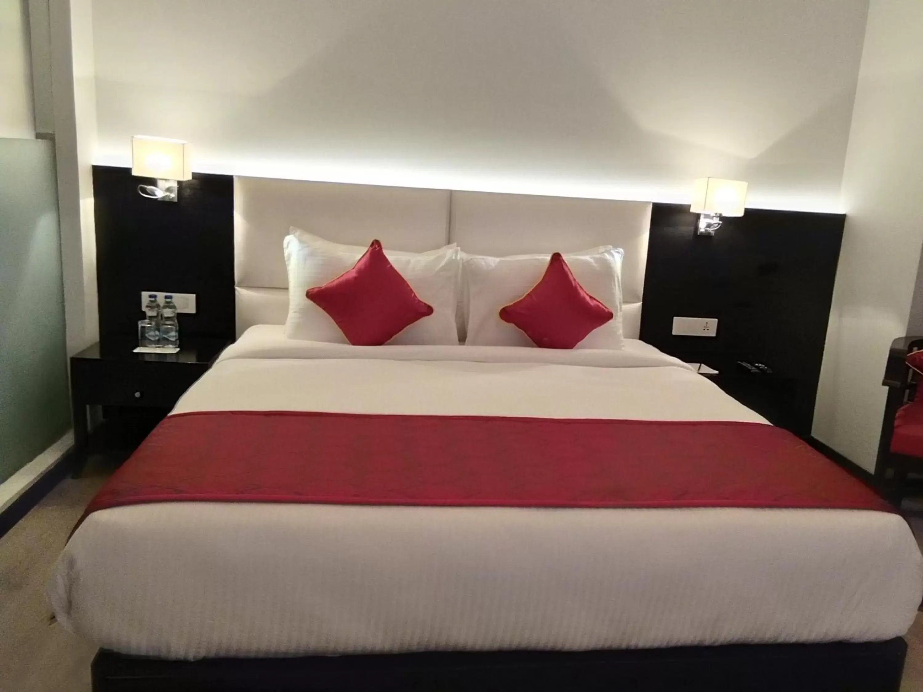 Bedroom, Bed in Ramada Encore Jalandhar