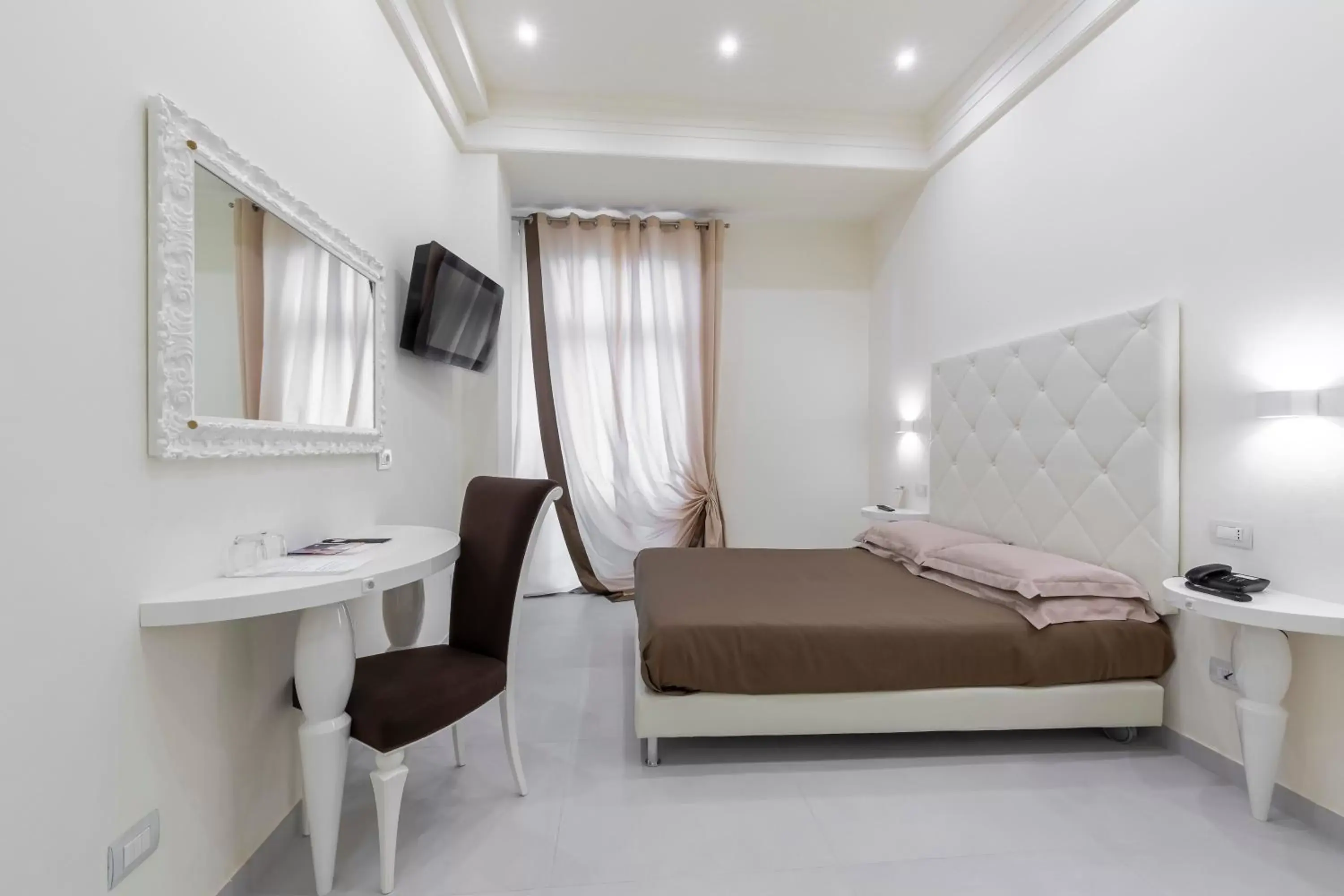 Superior Double Room in Hotel Columbia Wellness & Spa Superior Double Room in Hotel Columbia Wellness & Spa