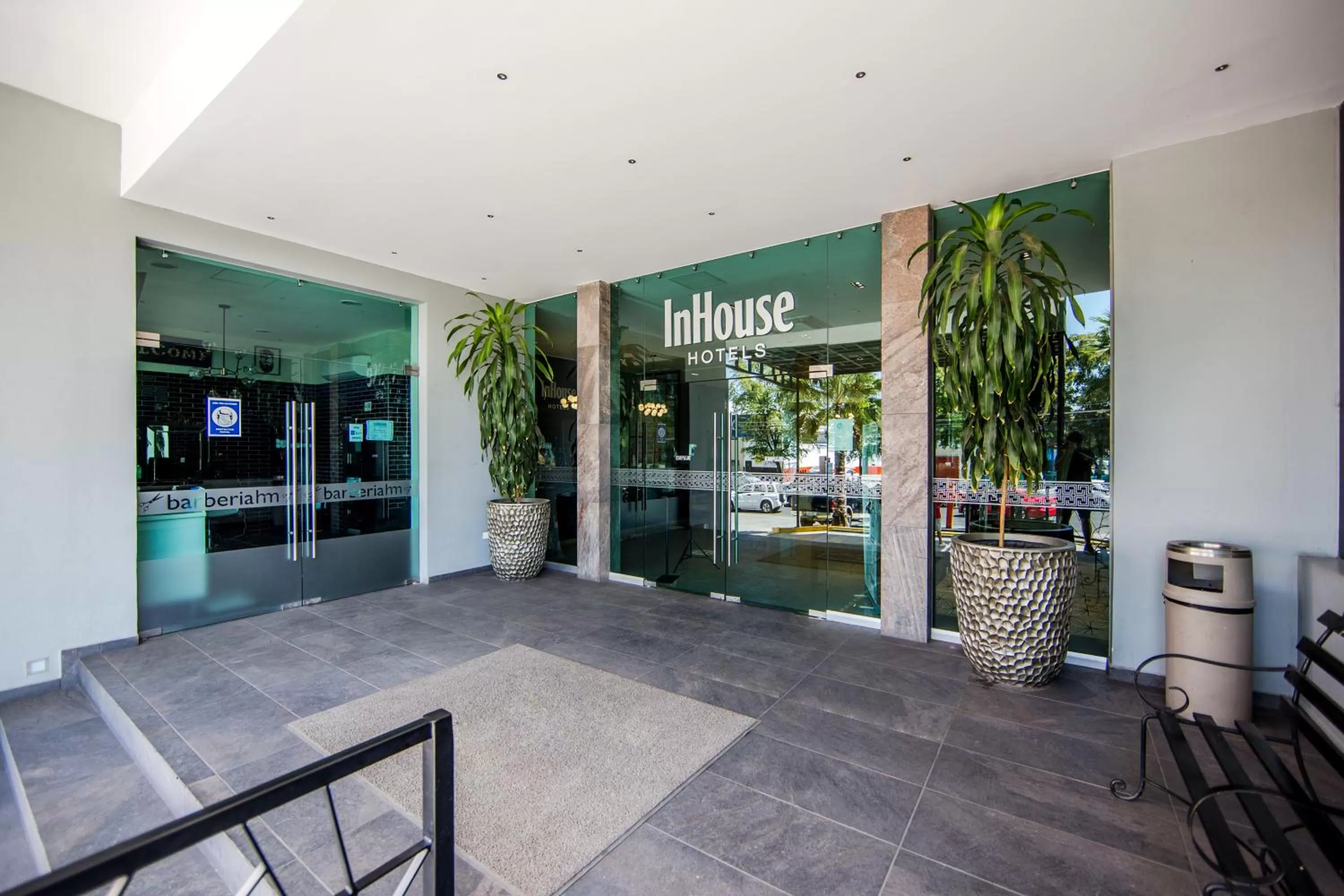 Facade/entrance in InHouse Hotel Culiacán