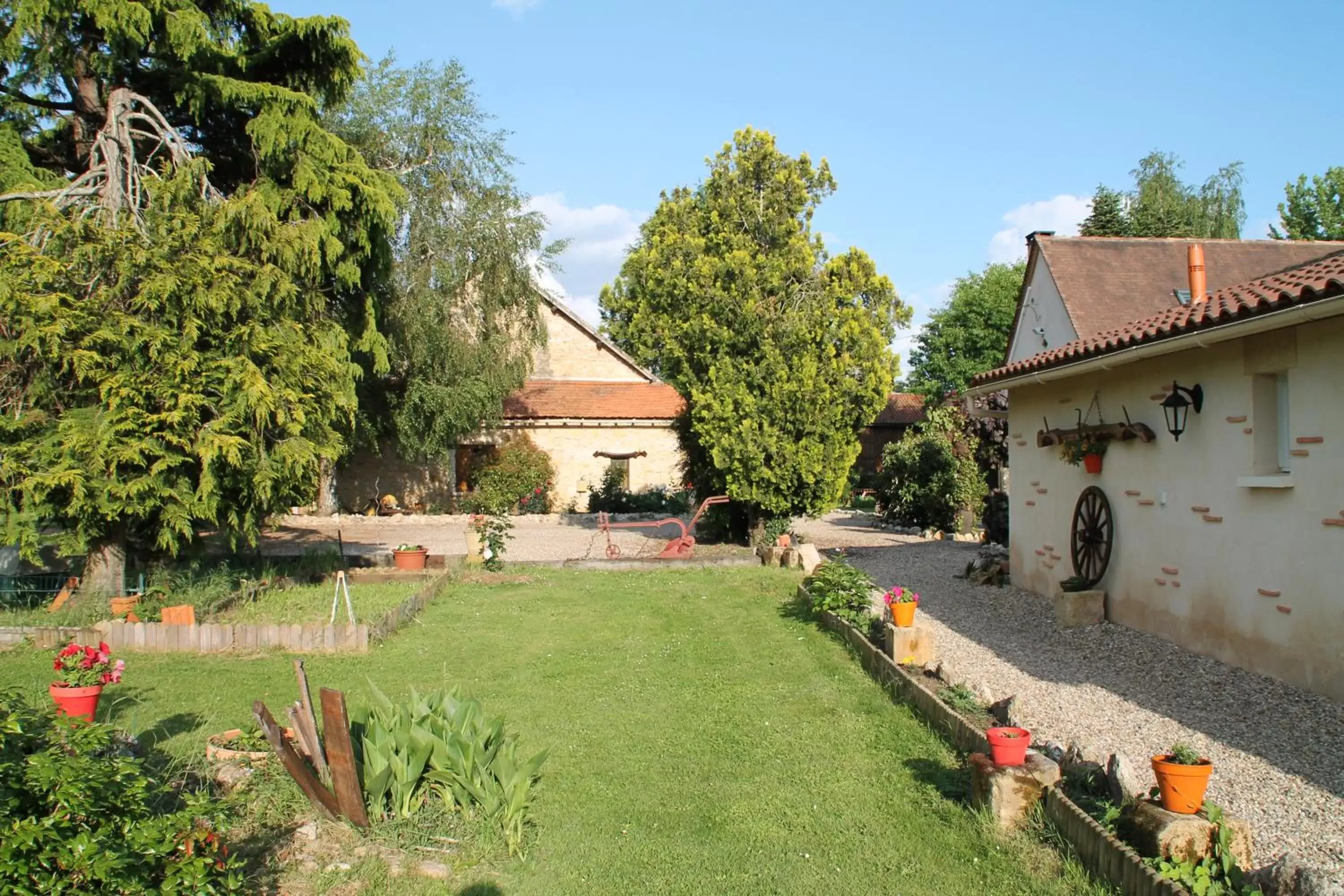 Property Building in Chambres d'Hotes Carpediem