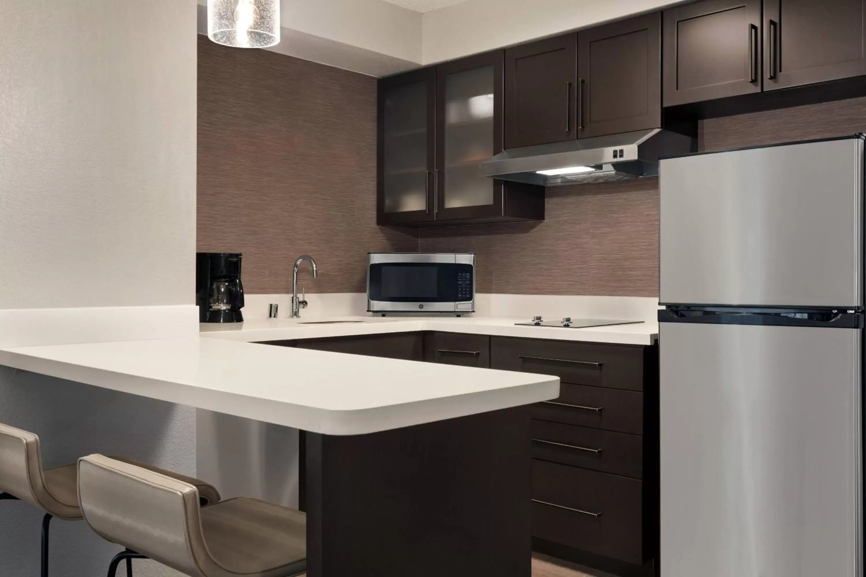 Kitchen or kitchenette, Kitchen/Kitchenette in Residence Inn by Marriott Roseville