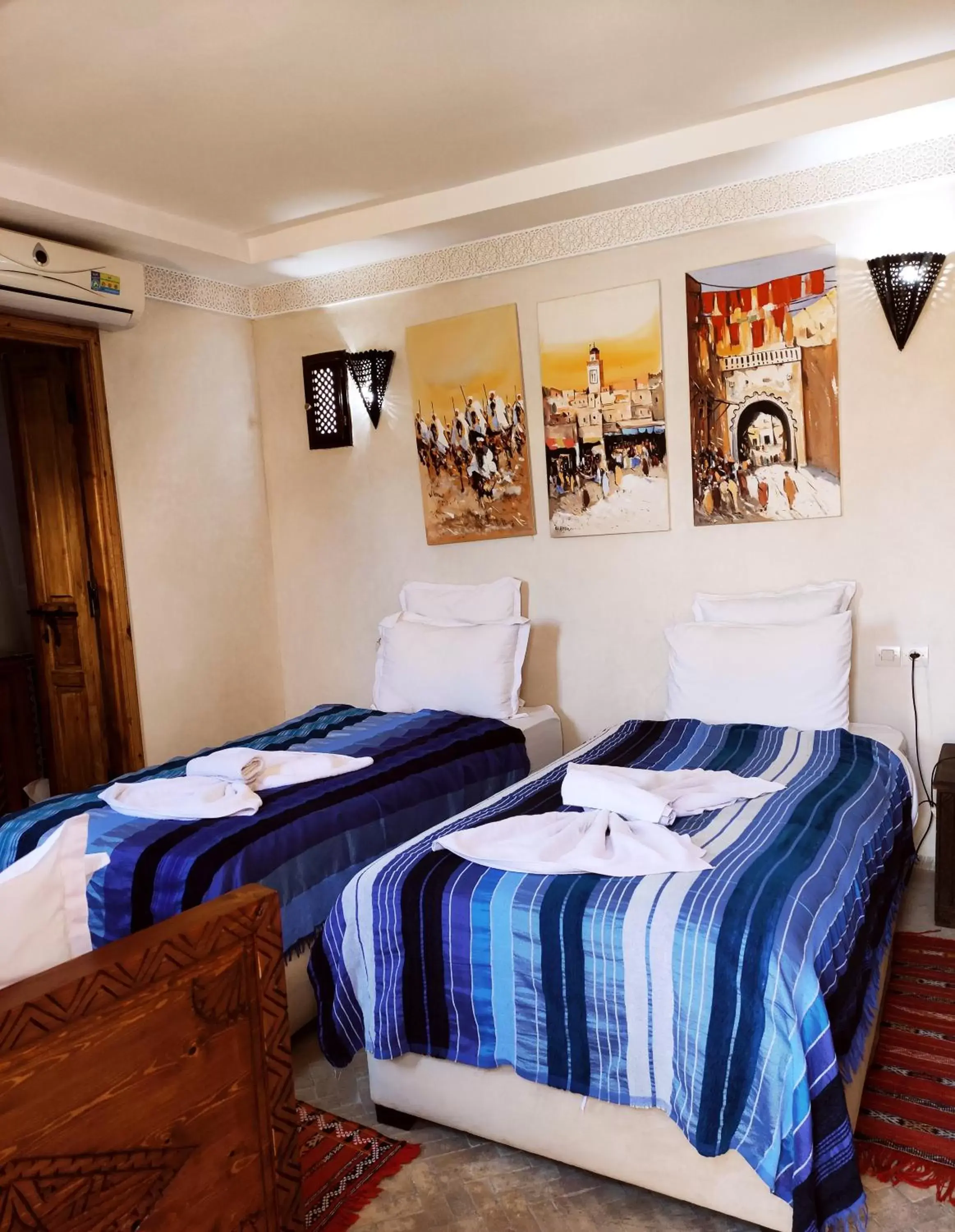 Bed in Riad Ghali Hotel & SPA