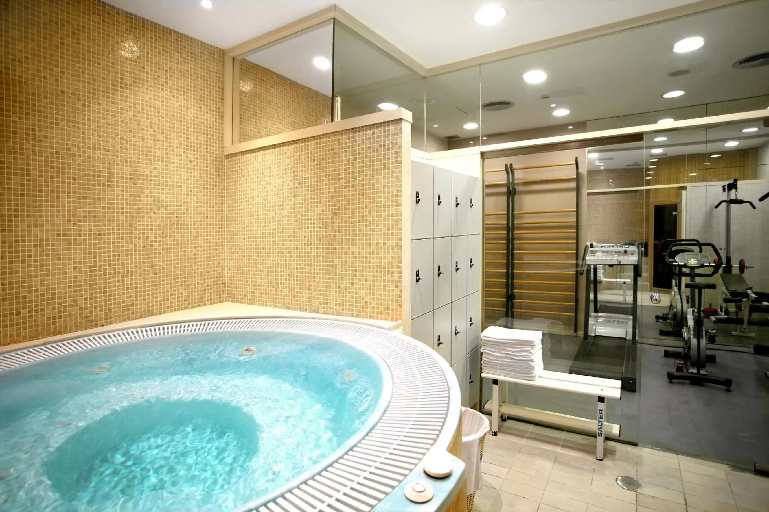 Spa and wellness centre/facilities, Swimming Pool in Hotel Class Valls Spa and wellness centre/facilities, Swimming Pool in Hotel Class Valls